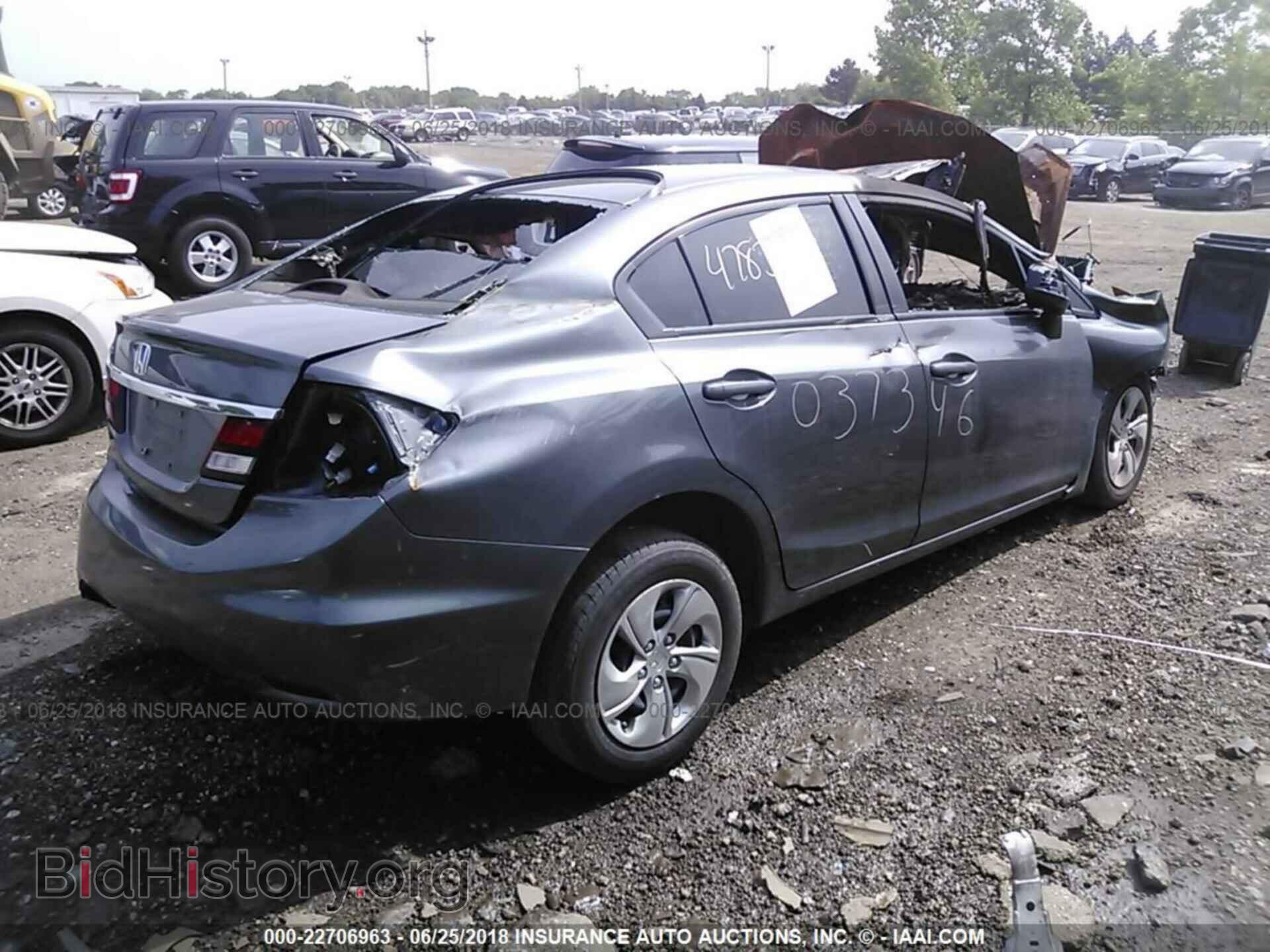 2013 Honda Civic - VIN: 19XFB2F57DE099772 - Фото 4
