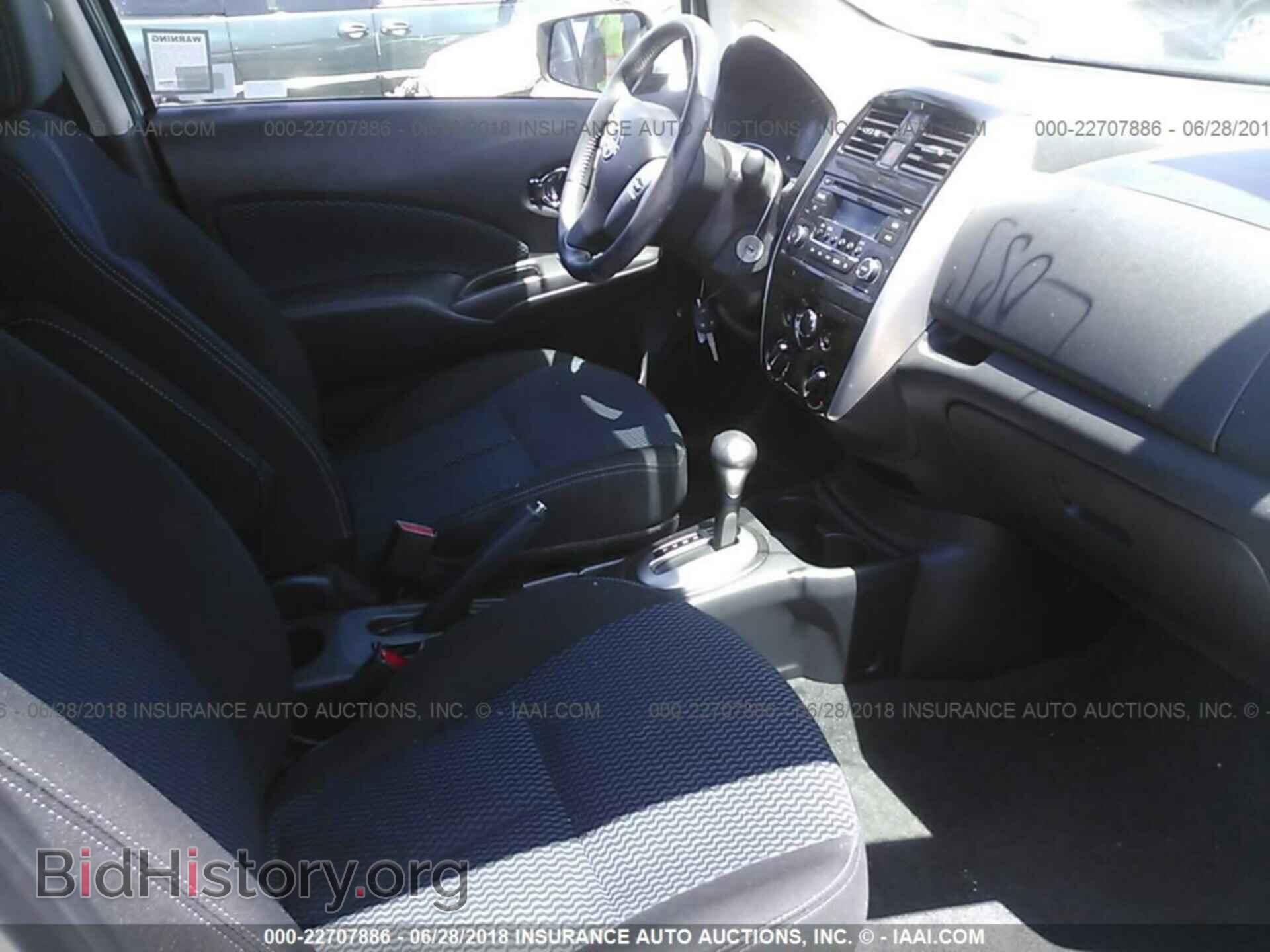 2015 Nissan Versa note - VIN: 3N1CE2CP5FL404400 - Фото 5