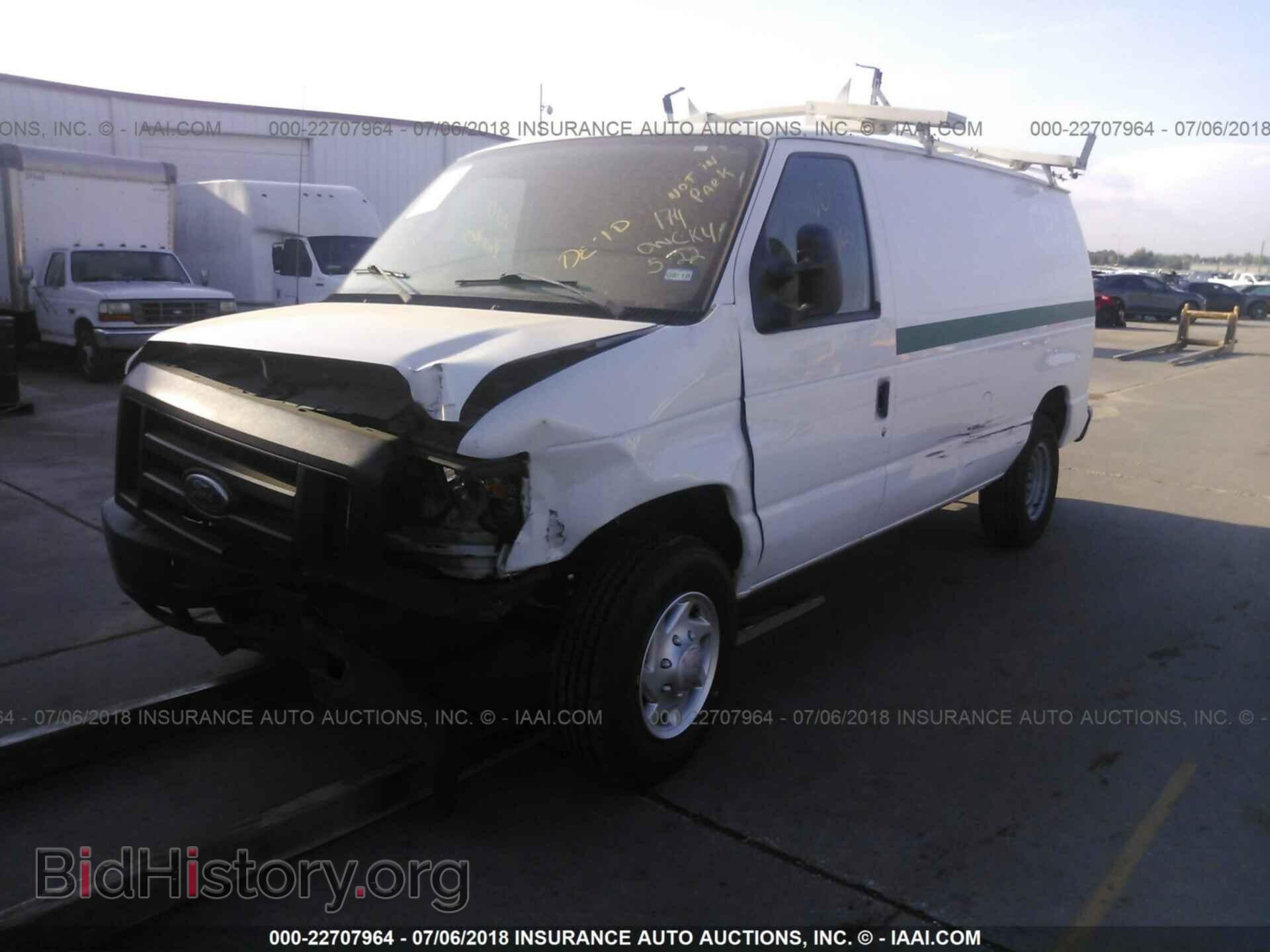 2011 Ford Econoline - VIN: 1FTNE2EW1BDB23897 - Photo 2