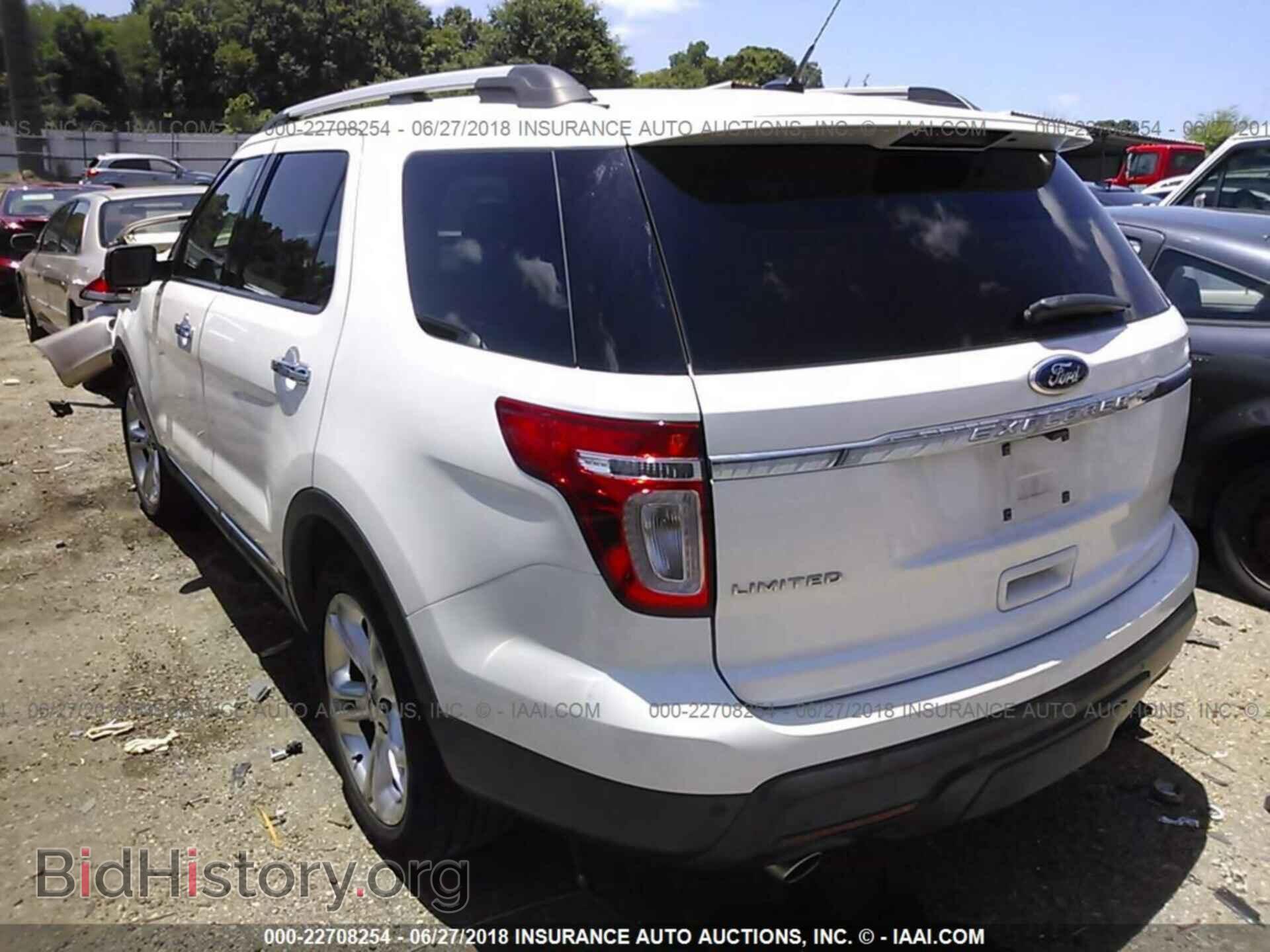 2011 Ford Explorer - VIN: 1FMHK7F87BGA75223 - Фото 3
