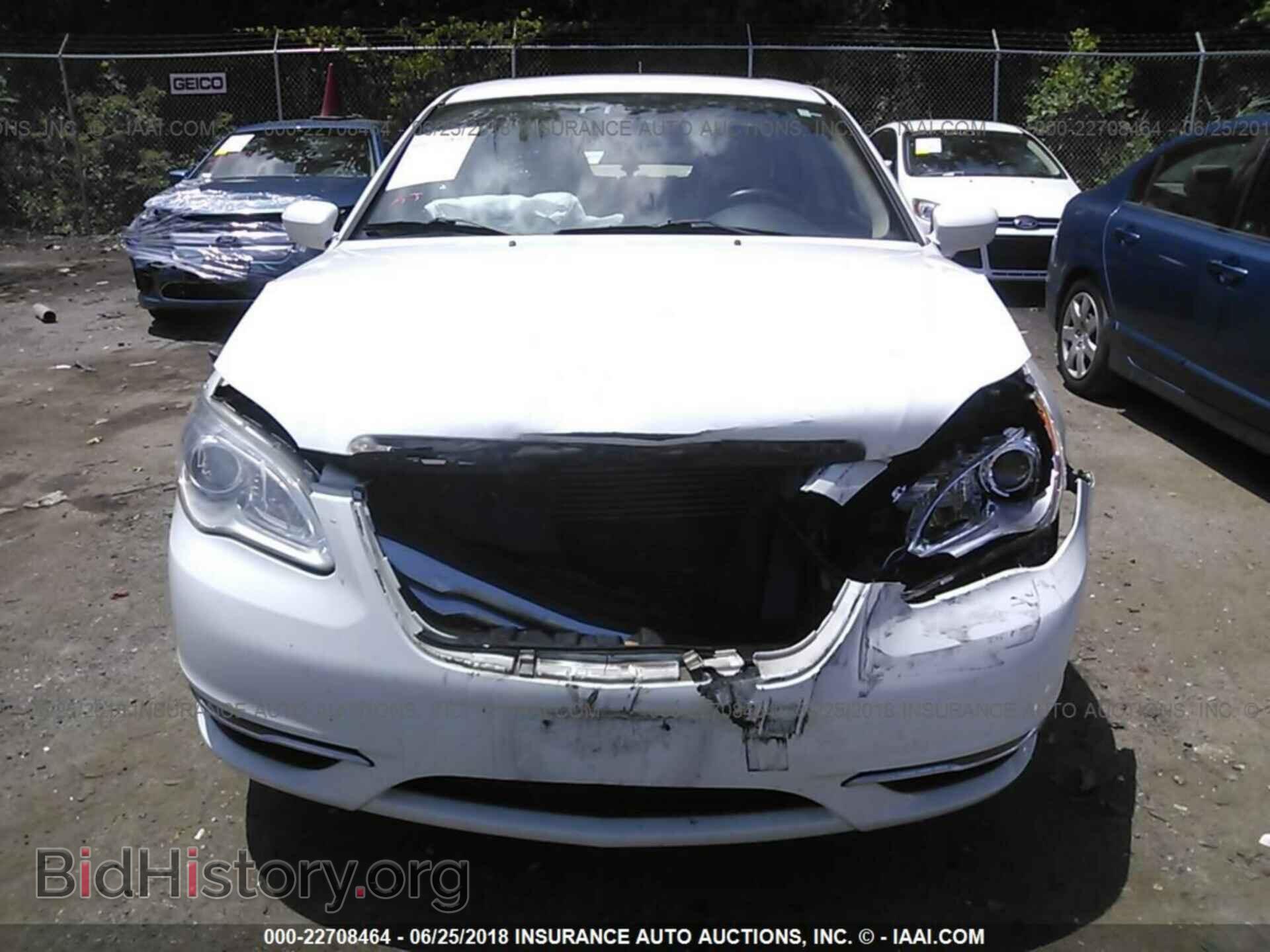 2012 Chrysler 200 - VIN: 1C3CCBBB4CN236550 - Photo 6