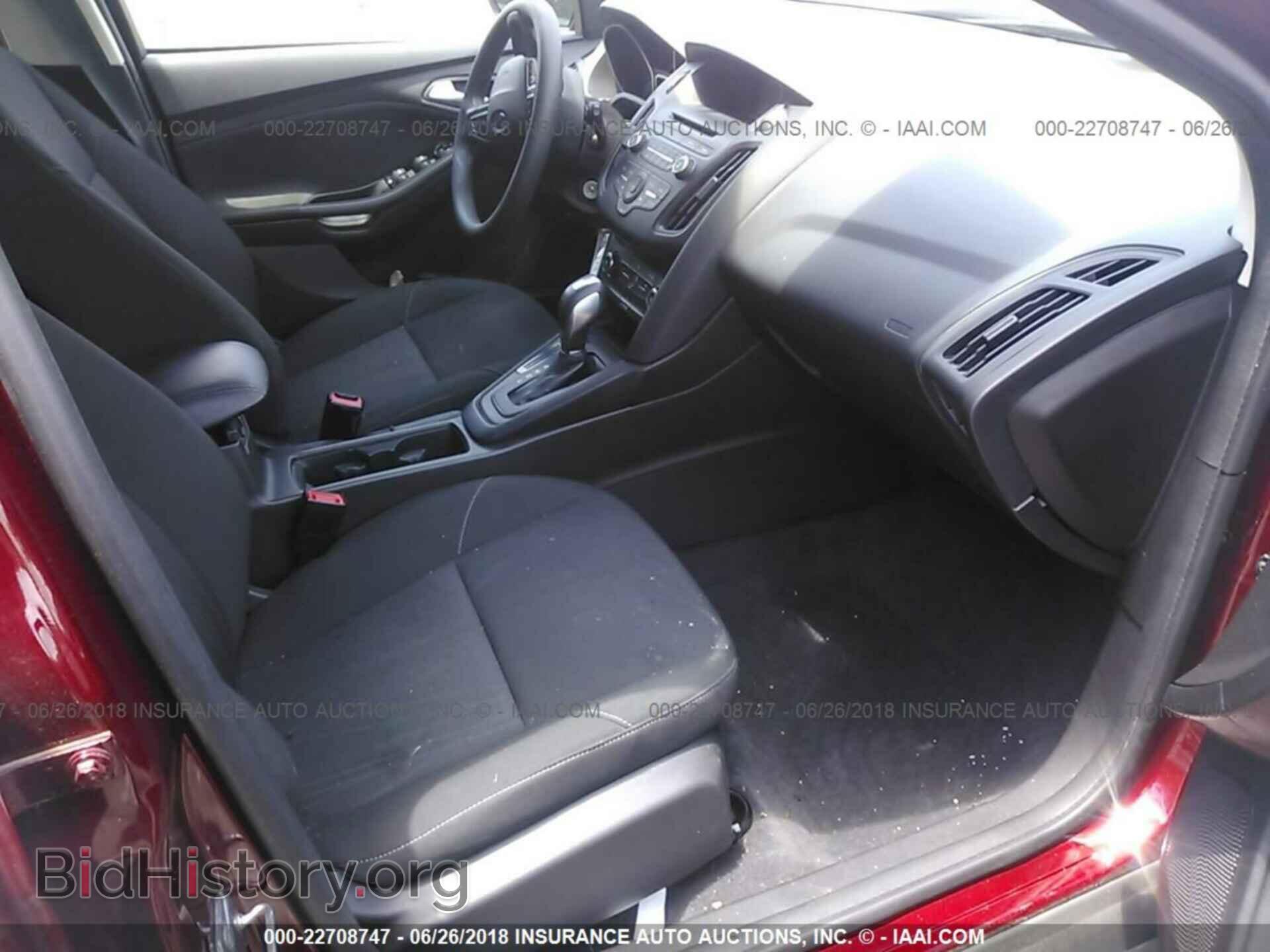 2015 Ford Focus - VIN: 1FADP3K21FL353745 - Photo 5