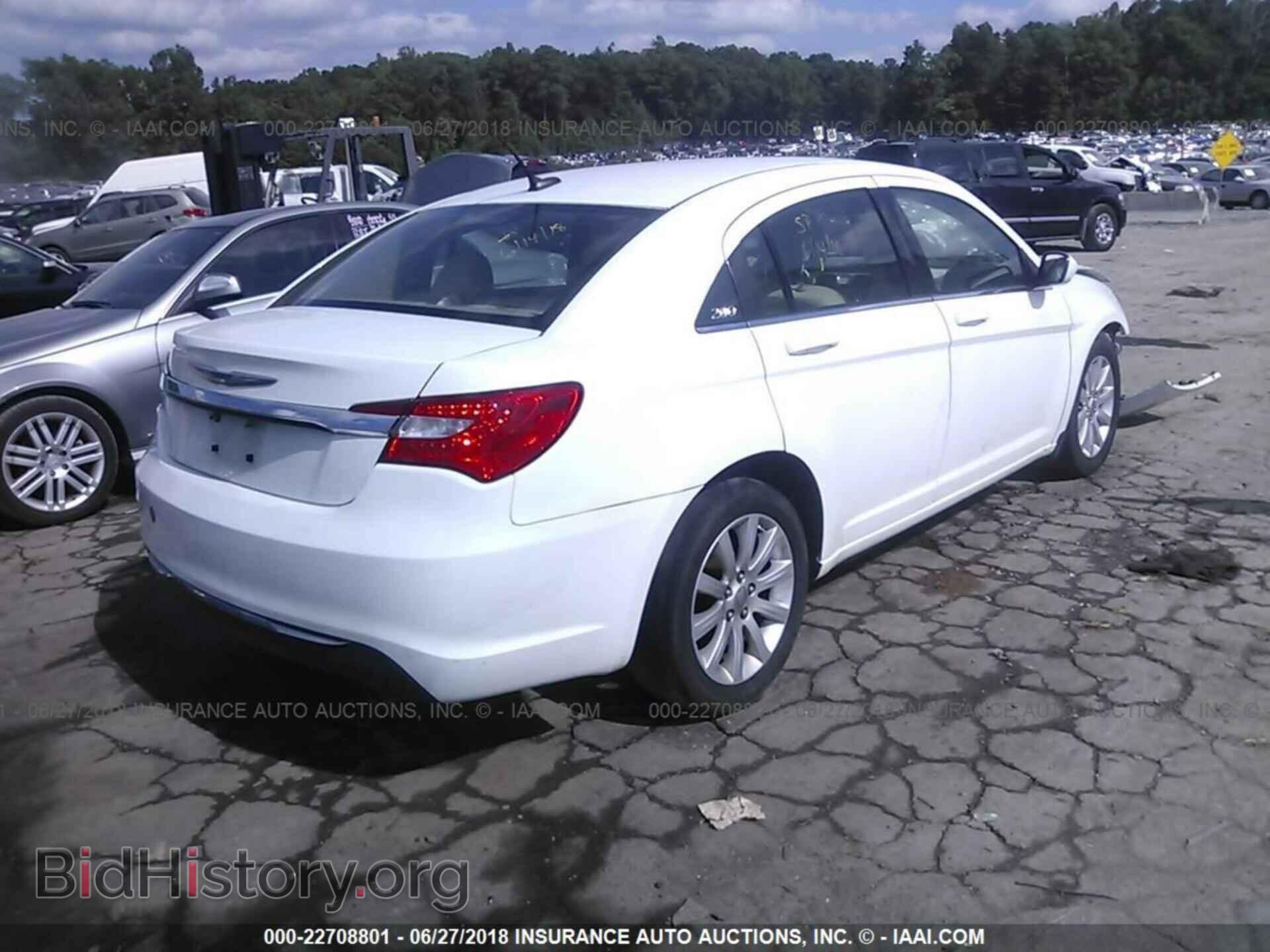 2012 Chrysler 200 - VIN: 1C3CCBBG6CN107964 - Photo 4