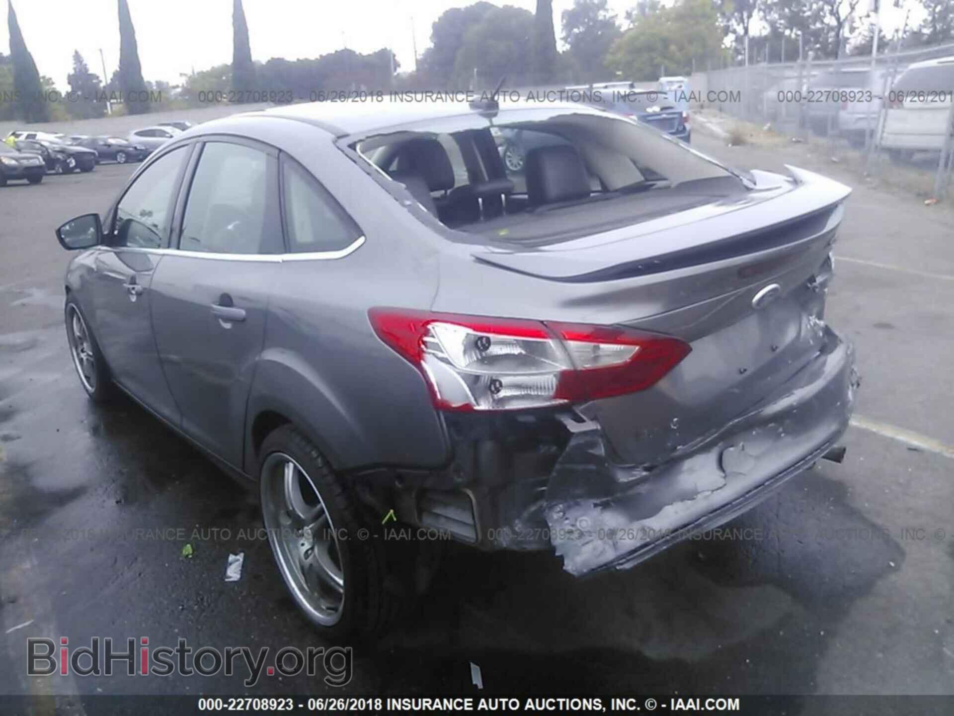 2013 Ford Focus - VIN: 1FADP3J27DL348211 - Фото 3