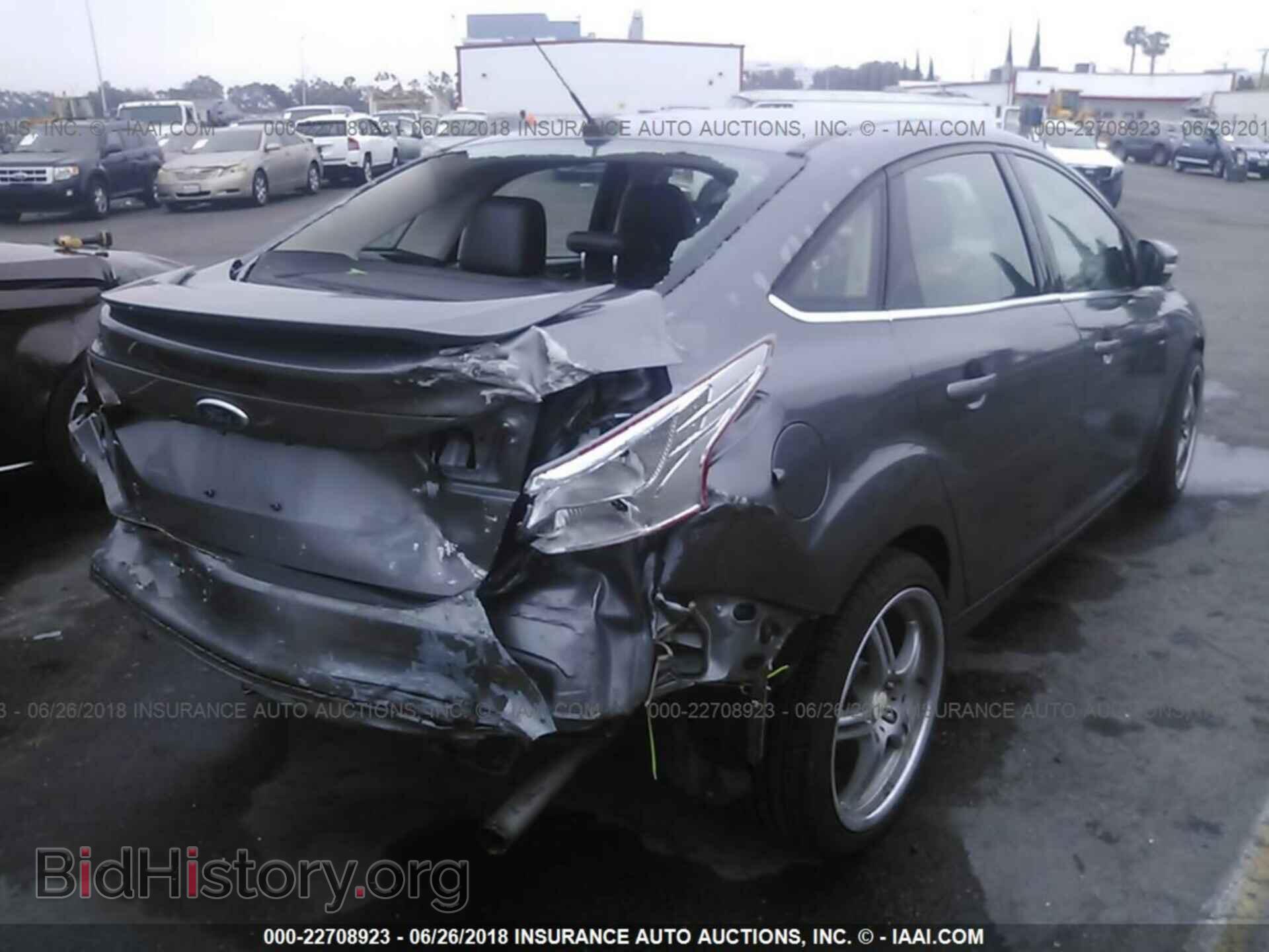 2013 Ford Focus - VIN: 1FADP3J27DL348211 - Фото 4