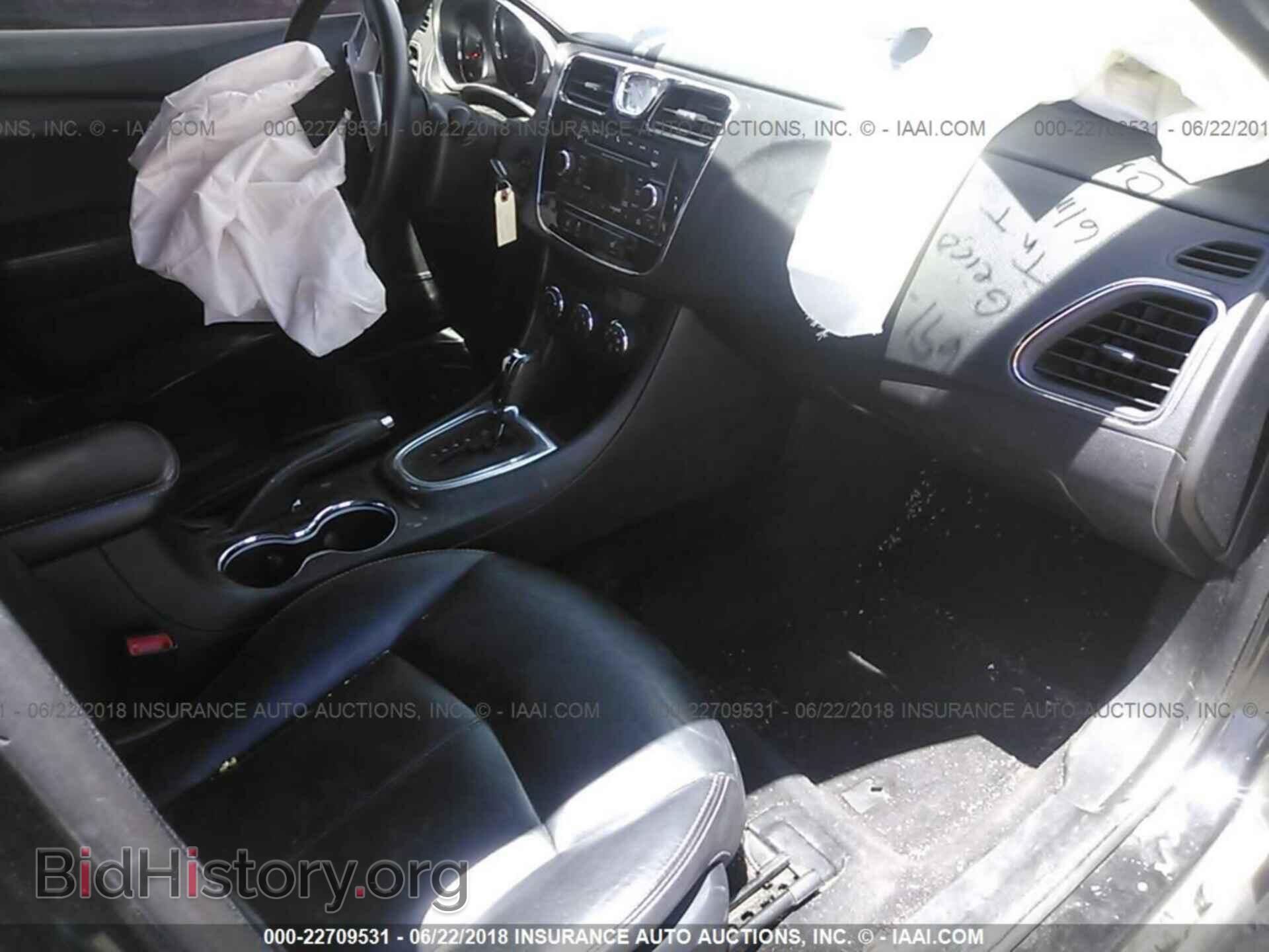 2014 Chrysler 200 - VIN: 1C3CCBCG7EN100135 - Photo 5