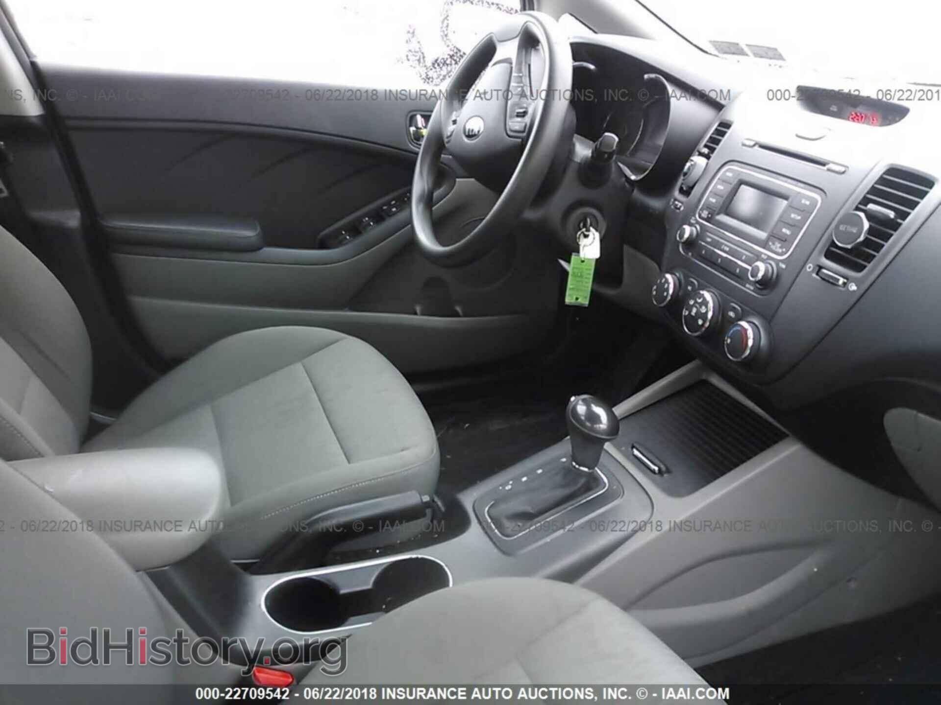 2015 Kia Forte - VIN: KNAFK4A64F5263163 - Фото 5