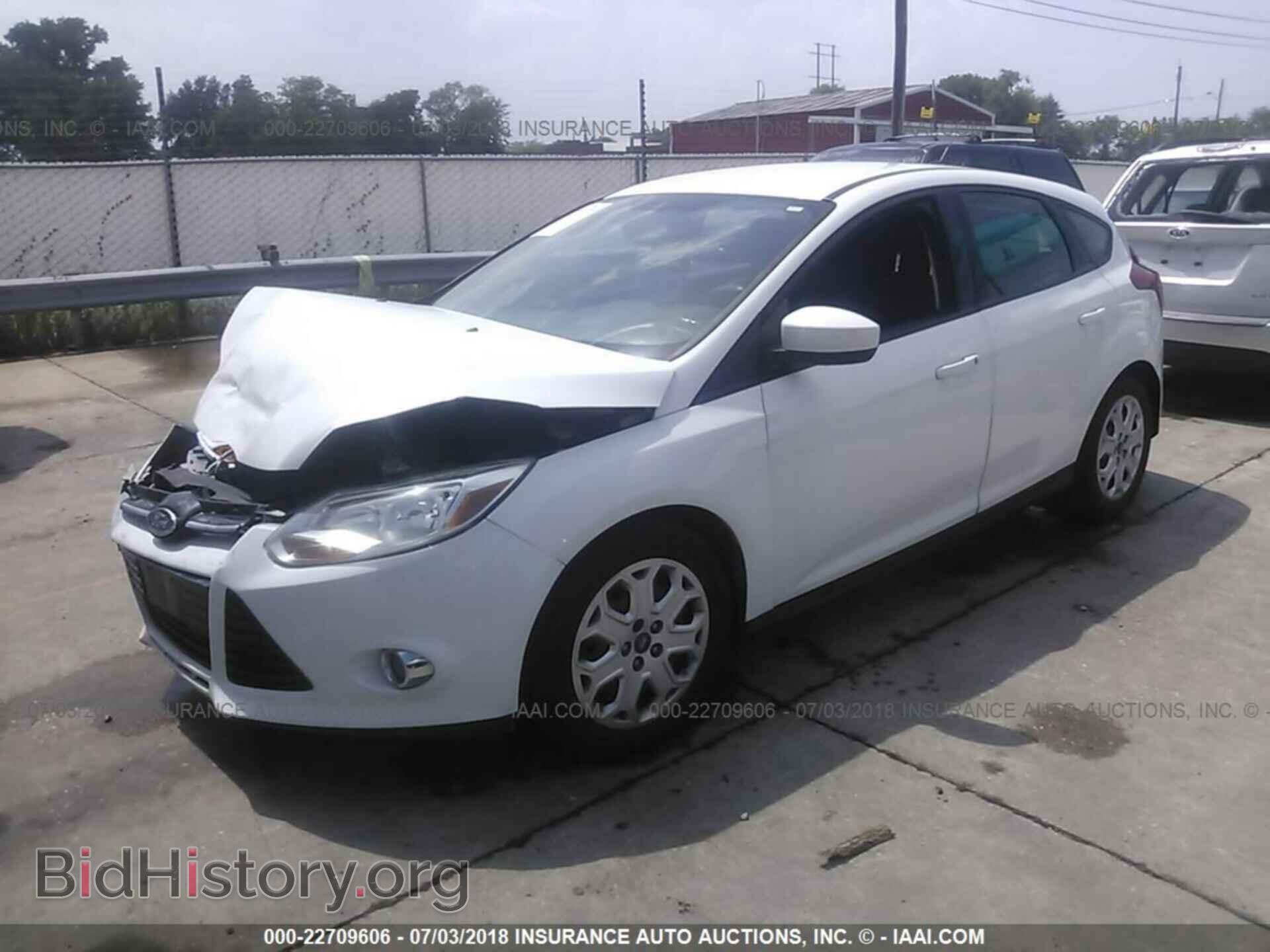 2012 Ford Focus - VIN: 1FAHP3K27CL343802 - Фото 2