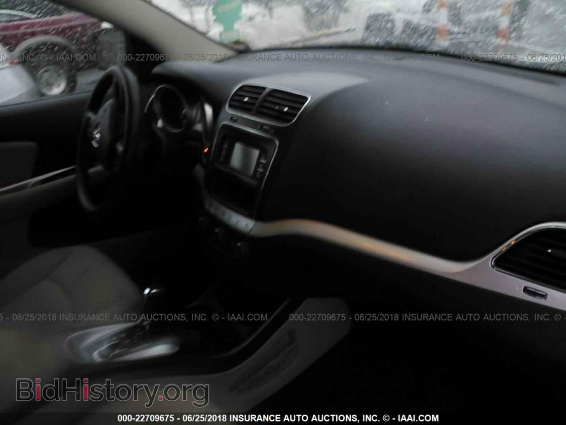 2011 Dodge Journey - VIN: 3D4PG1FG0BT524892 - Photo 5