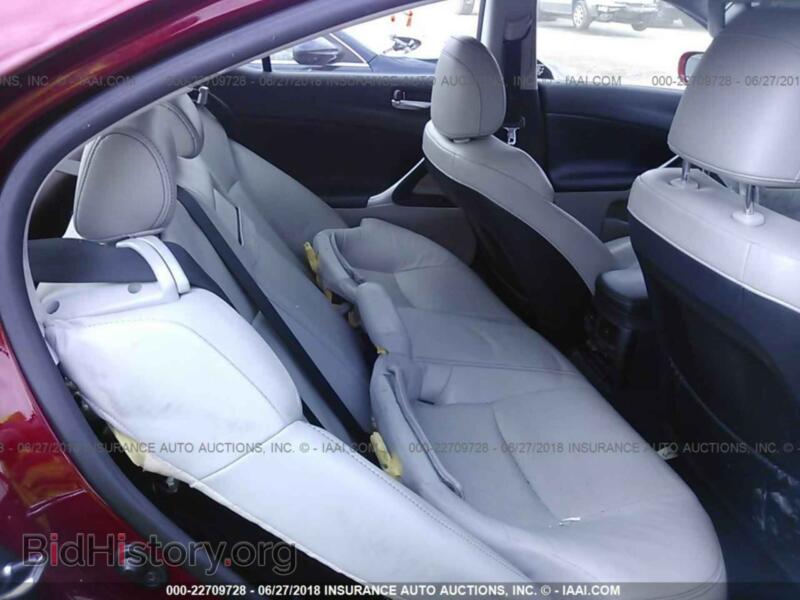 2012 Lexus IS (VIN JTHCF5C27C5060174) — photo 8 of 10