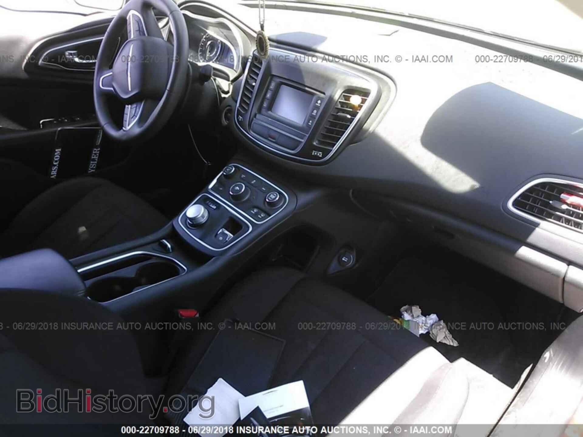 2016 Chrysler 200 - VIN: 1C3CCCAB3GN122424 - Фото 5