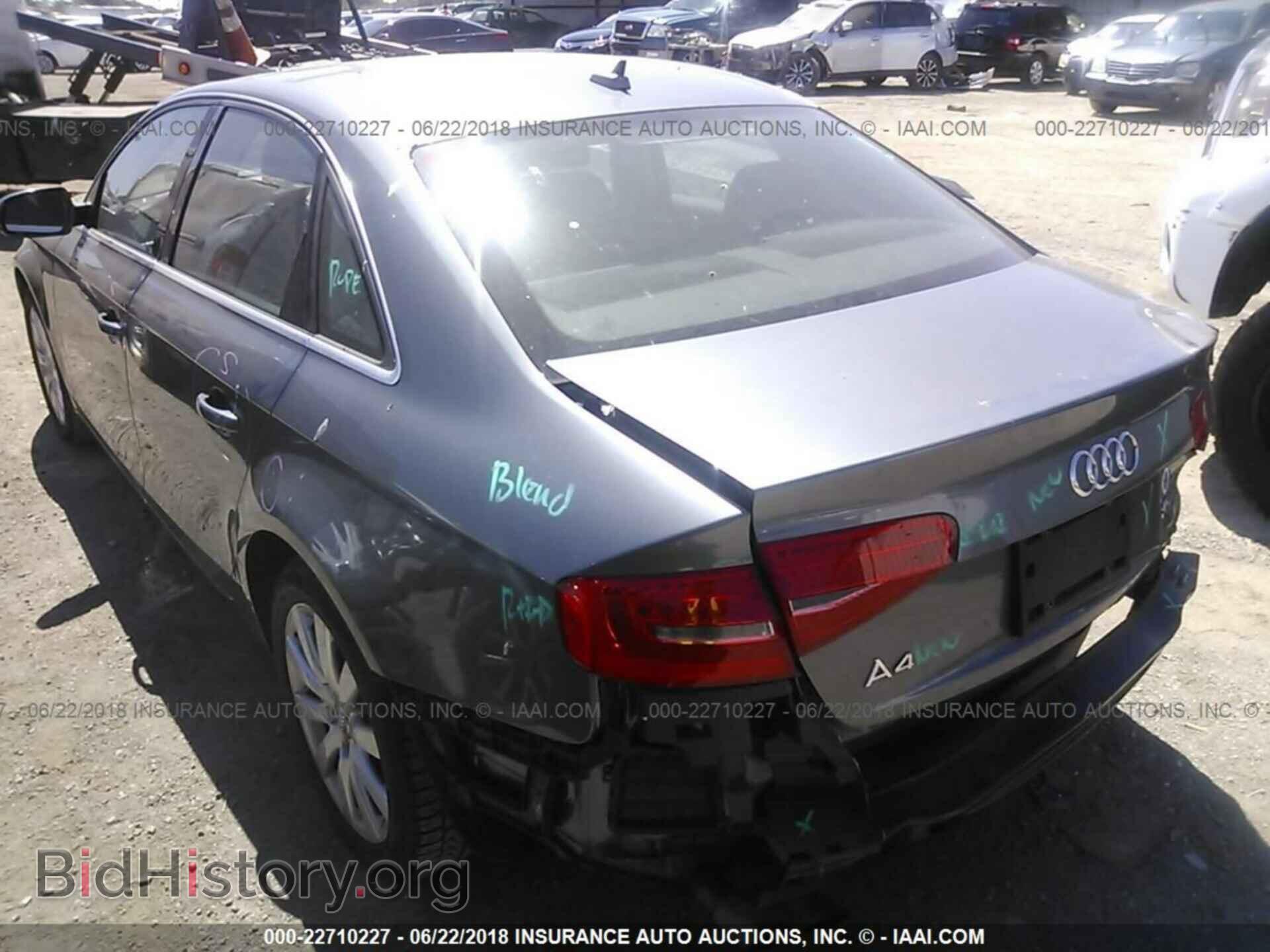 2013 Audi A4 - VIN: WAUBFAFL0DN040230 - Фото 3