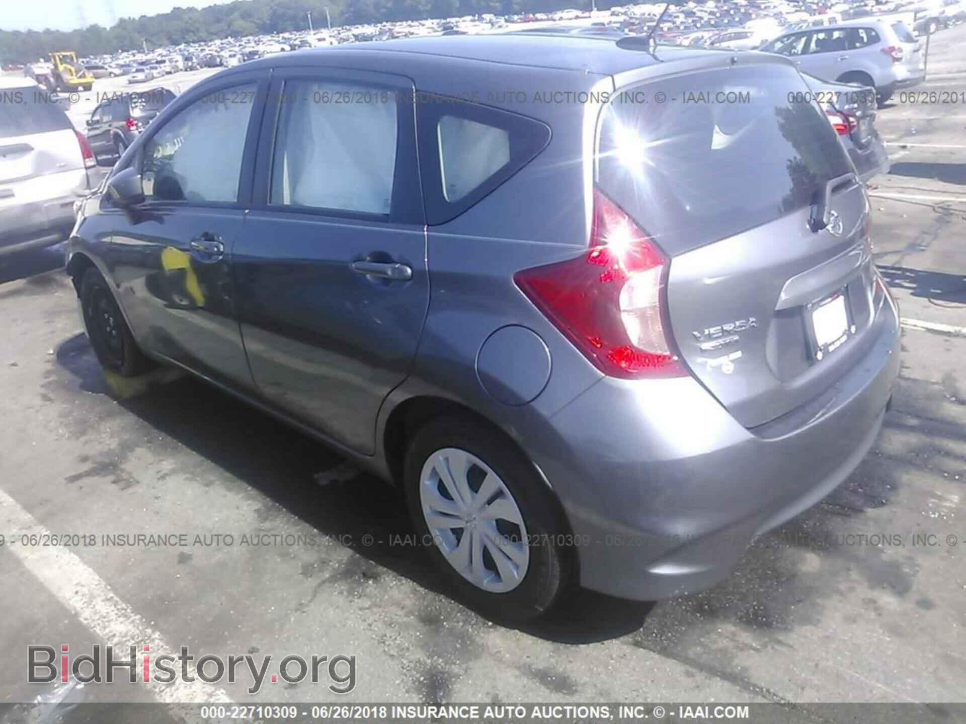 2017 Nissan Versa note - VIN: 3N1CE2CP1HL366392 - Photo 3
