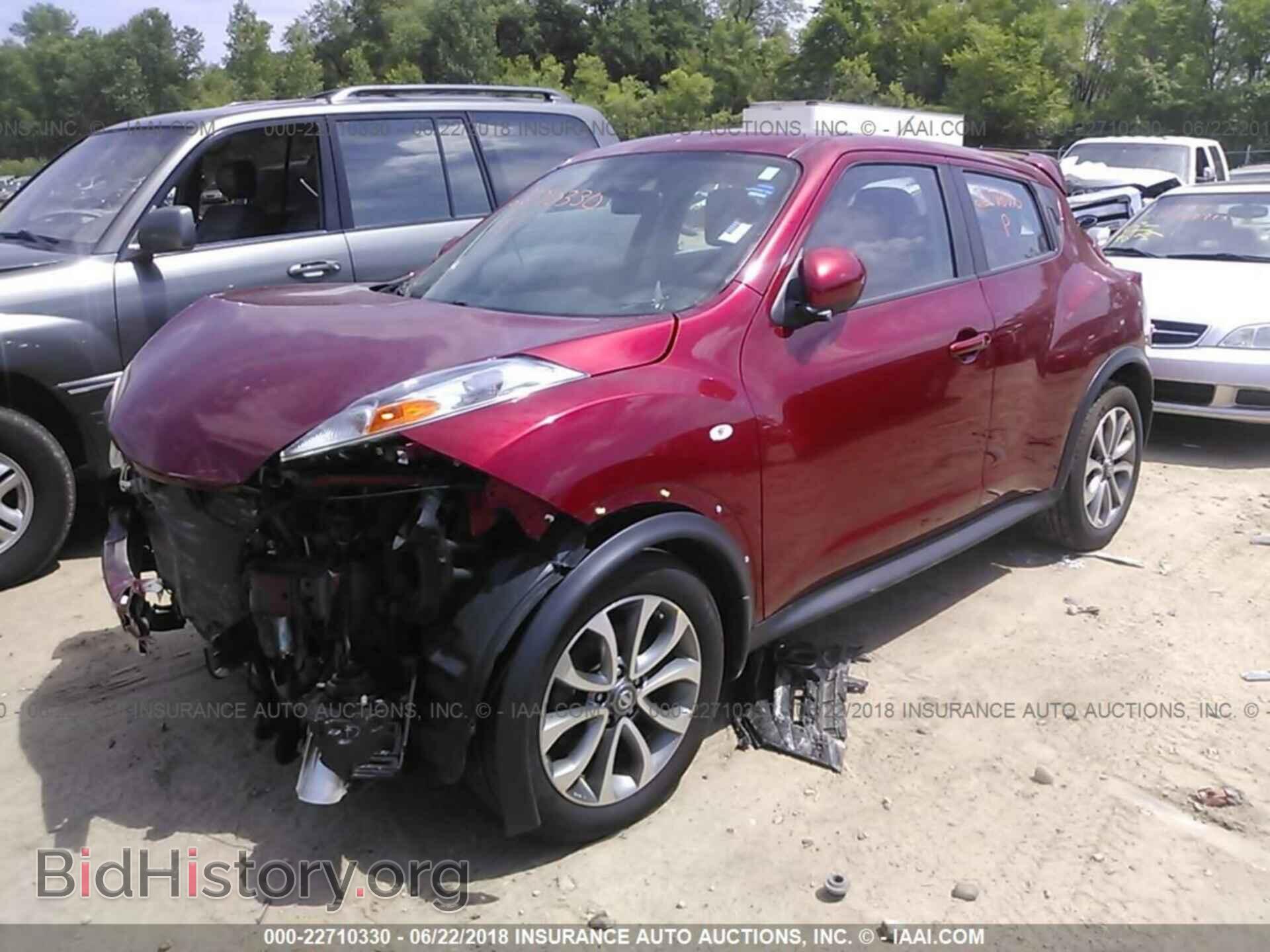 2011 Nissan Juke - VIN: JN8AF5MV8BT009086 - Фото 2