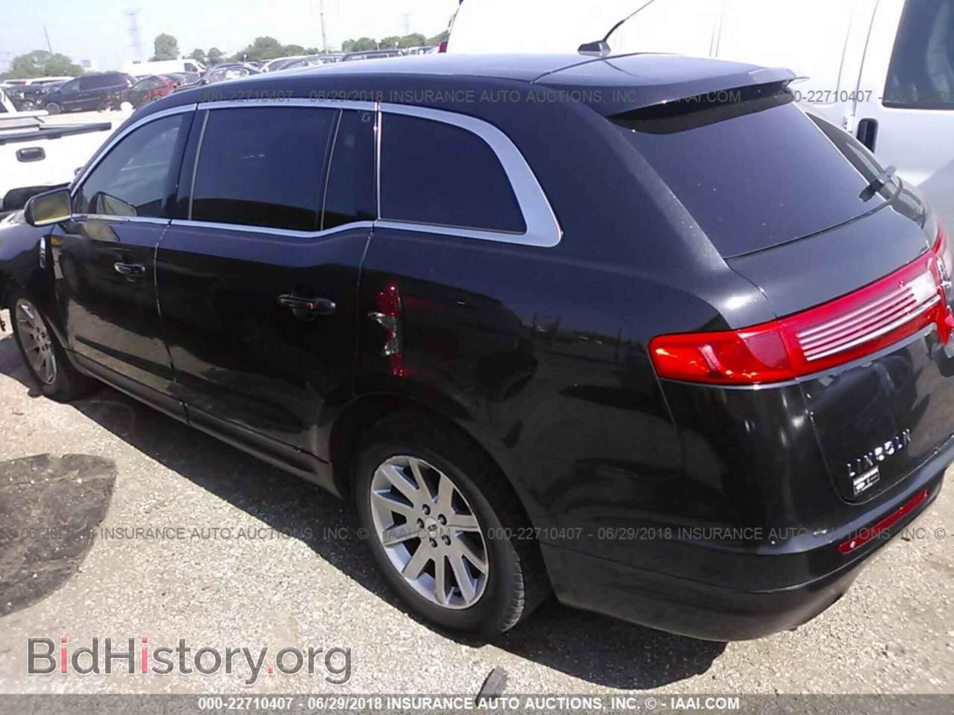2013 Lincoln Mkt - VIN: 2LMHJ5NK8DBL54263 - Фото 3