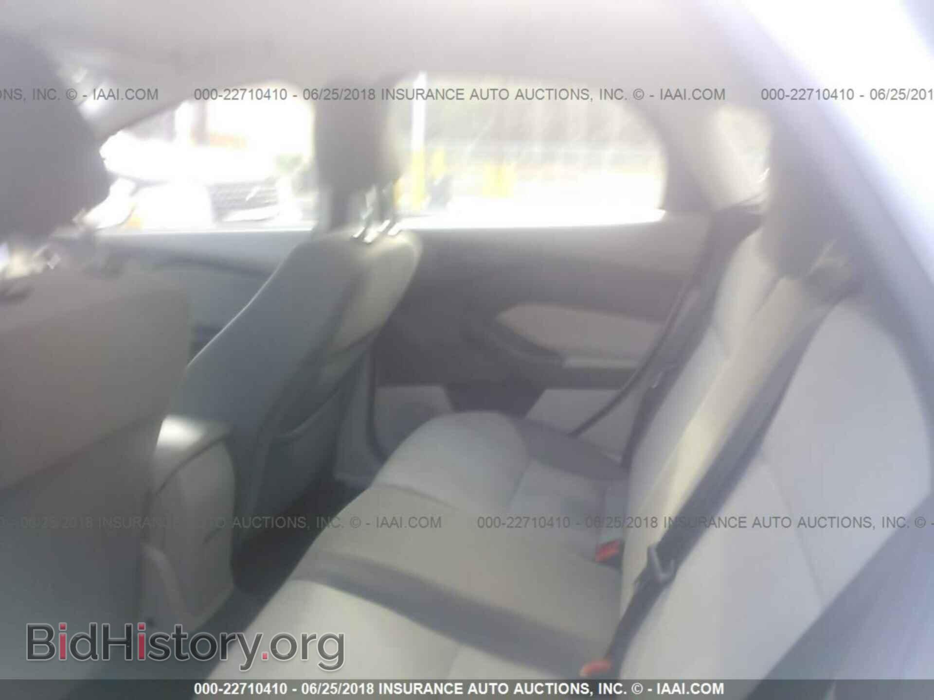 2012 Ford Focus - VIN: 1FAHP3K23CL373184 - Photo 8