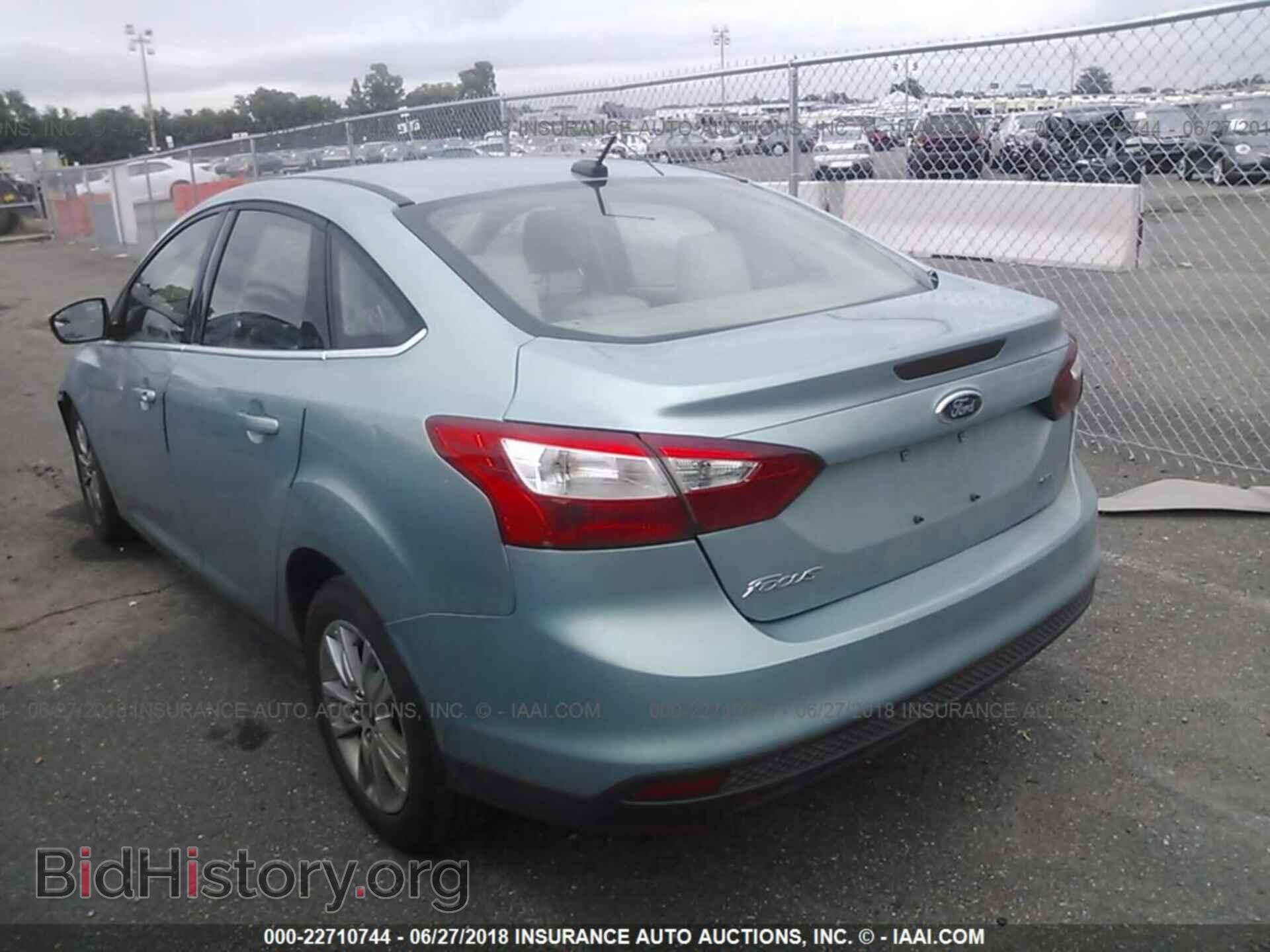 2012 Ford Focus - VIN: 1FAHP3H20CL363493 - Photo 3