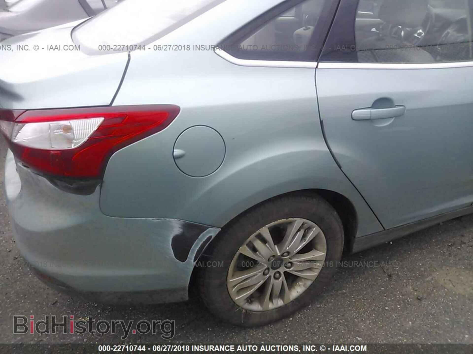 2012 Ford Focus - VIN: 1FAHP3H20CL363493 - Photo 6