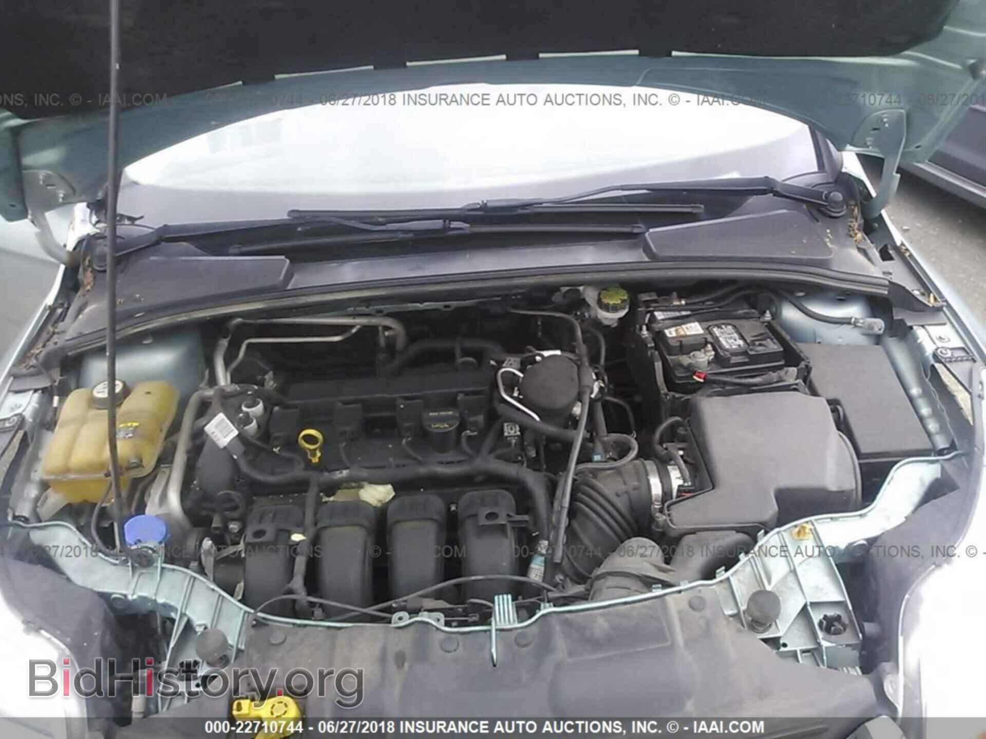 2012 Ford Focus - VIN: 1FAHP3H20CL363493 - Photo 10