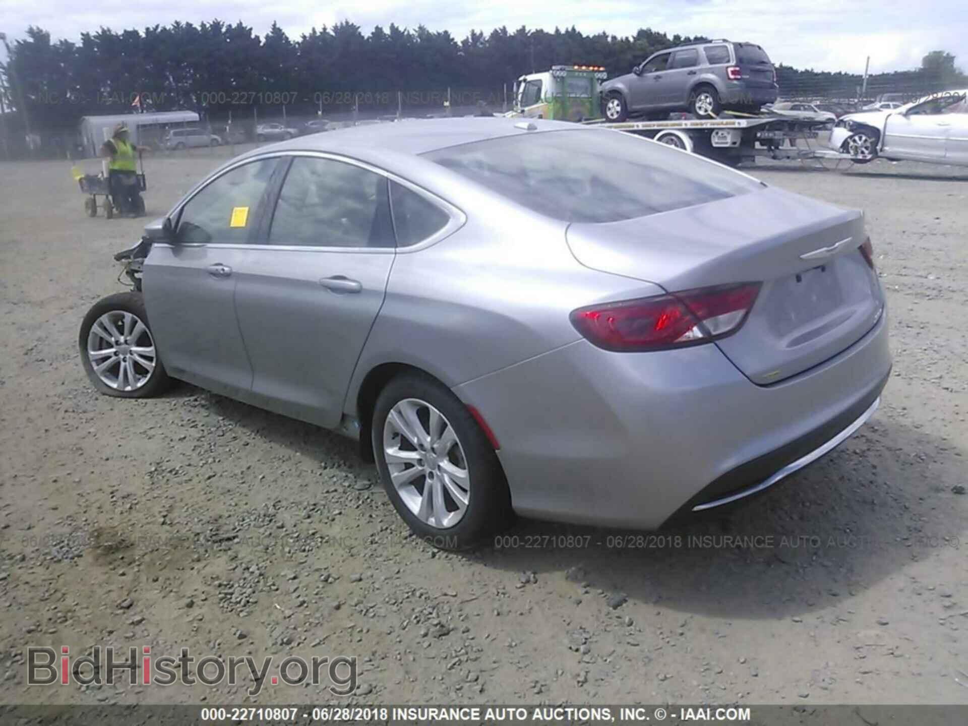 2015 Chrysler 200 - VIN: 1C3CCCAB0FN591534 - Photo 3