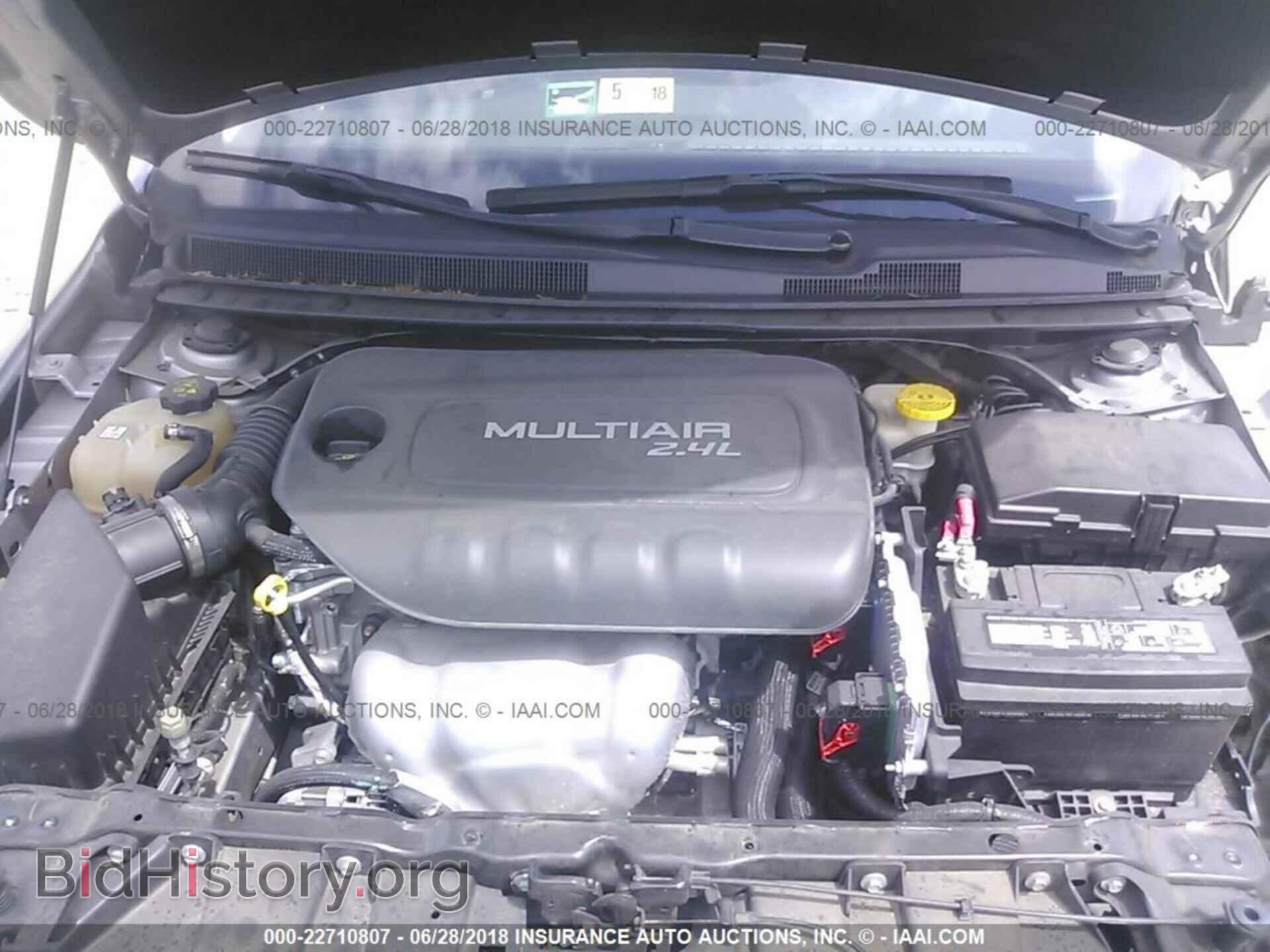2015 Chrysler 200 - VIN: 1C3CCCAB0FN591534 - Photo 10