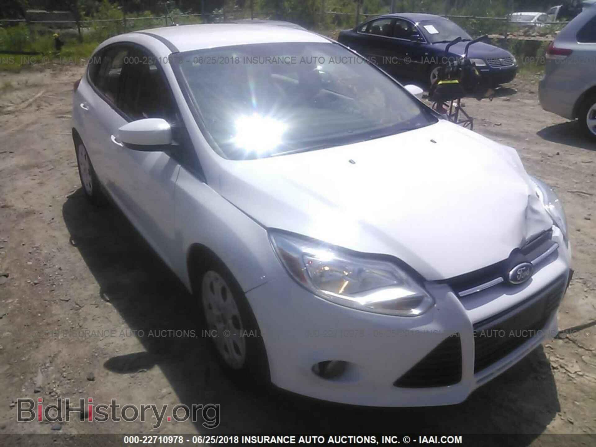 Photo 1FAHP3K2XCL458071 - Ford Focus 2012
