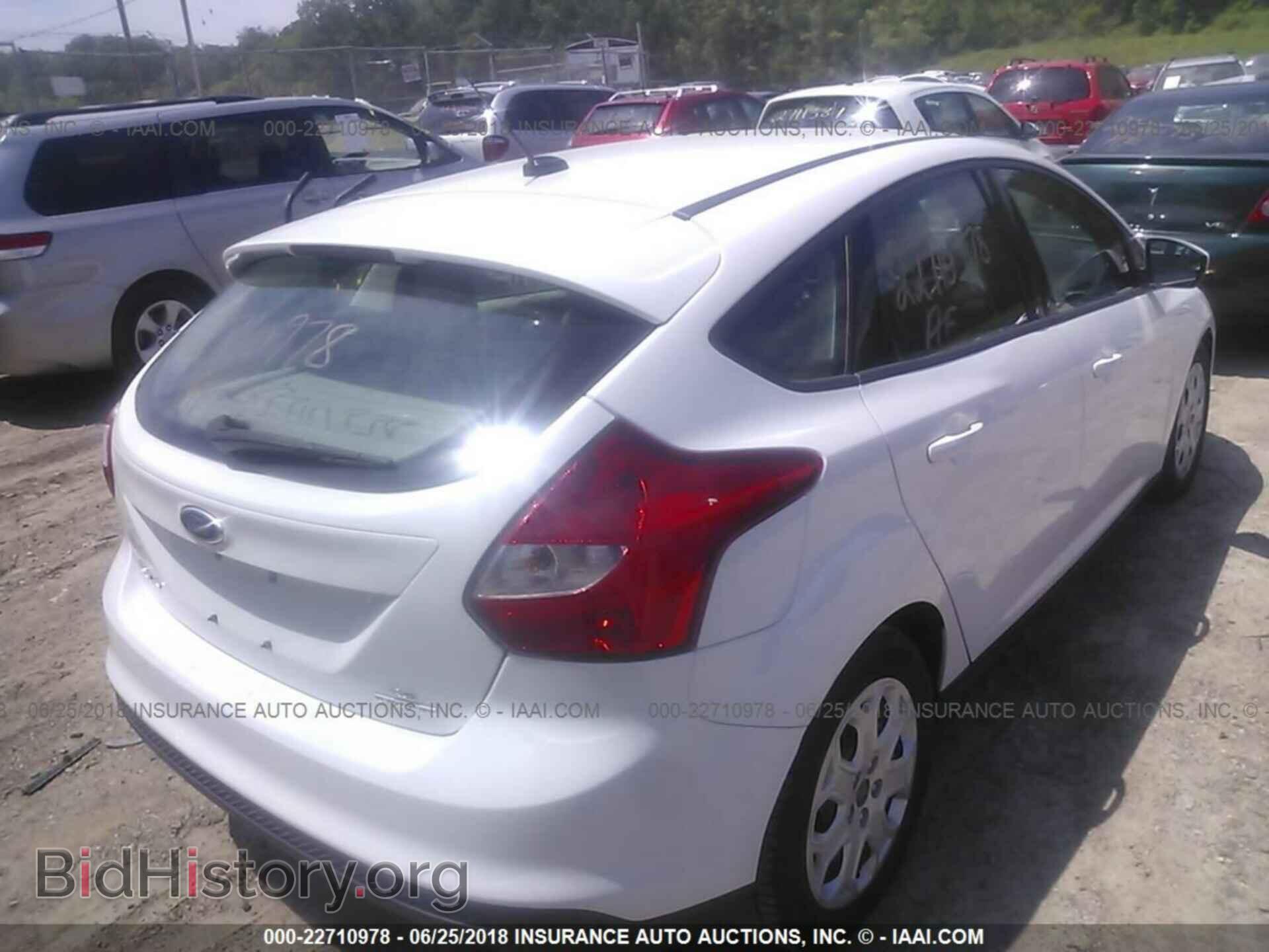 2012 Ford Focus - VIN: 1FAHP3K2XCL458071 - Photo 4