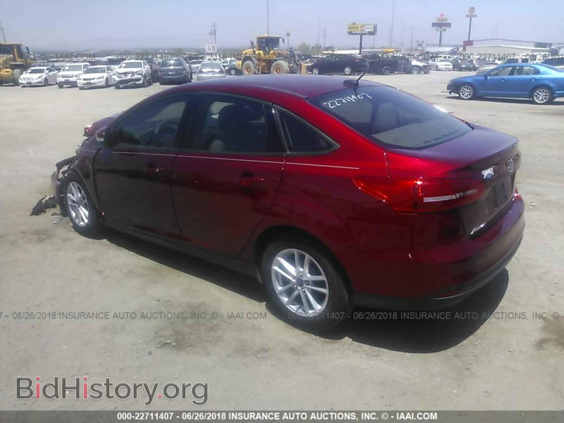 2015 Ford Focus - VIN: 1FADP3F25FL347795 - Фото 3