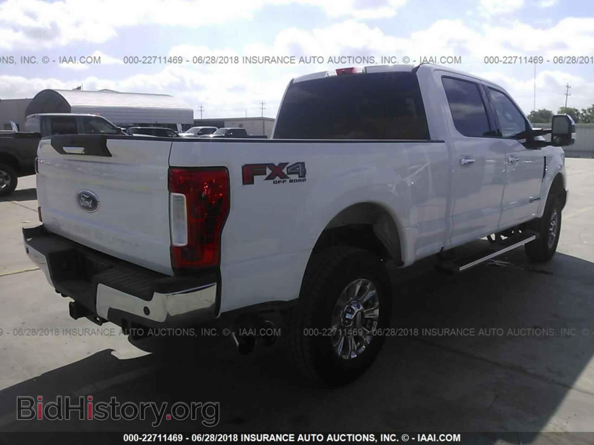 2017 Ford F250 - VIN: 1FT7W2BT7HEF36765 - Фото 4