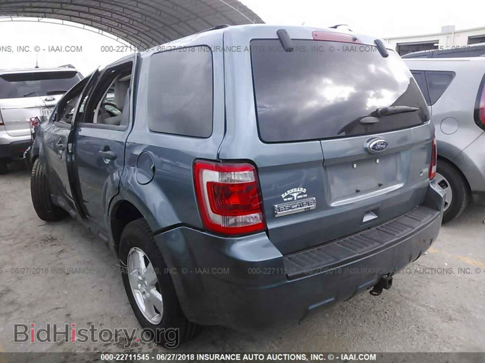 2012 Ford Escape - VIN: 1FMCU0DG0CKA76475 - Photo 3