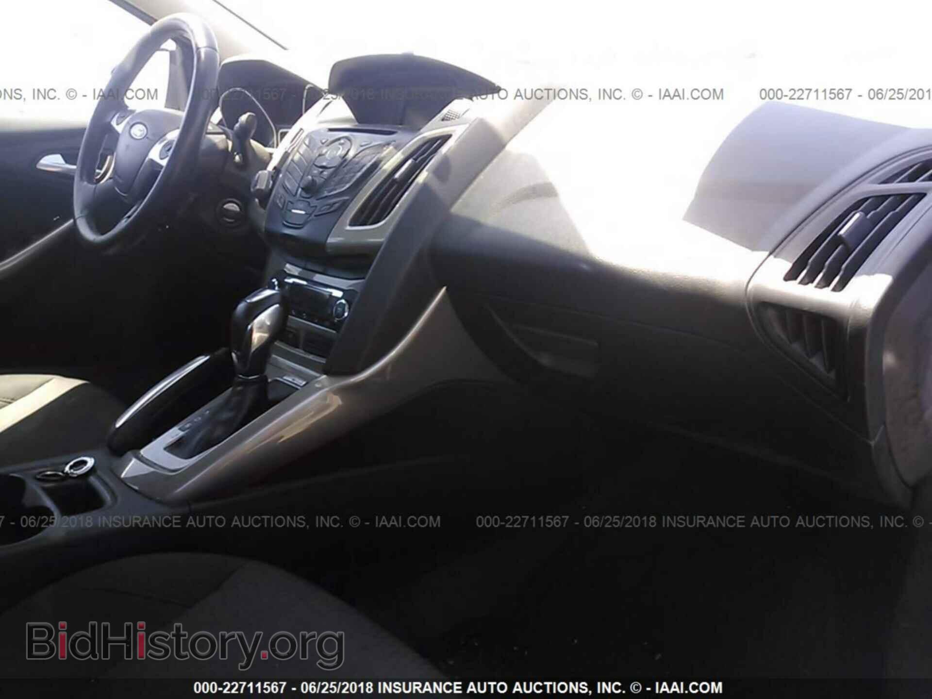 2012 Ford Focus - VIN: 1FAHP3H21CL253729 - Photo 5