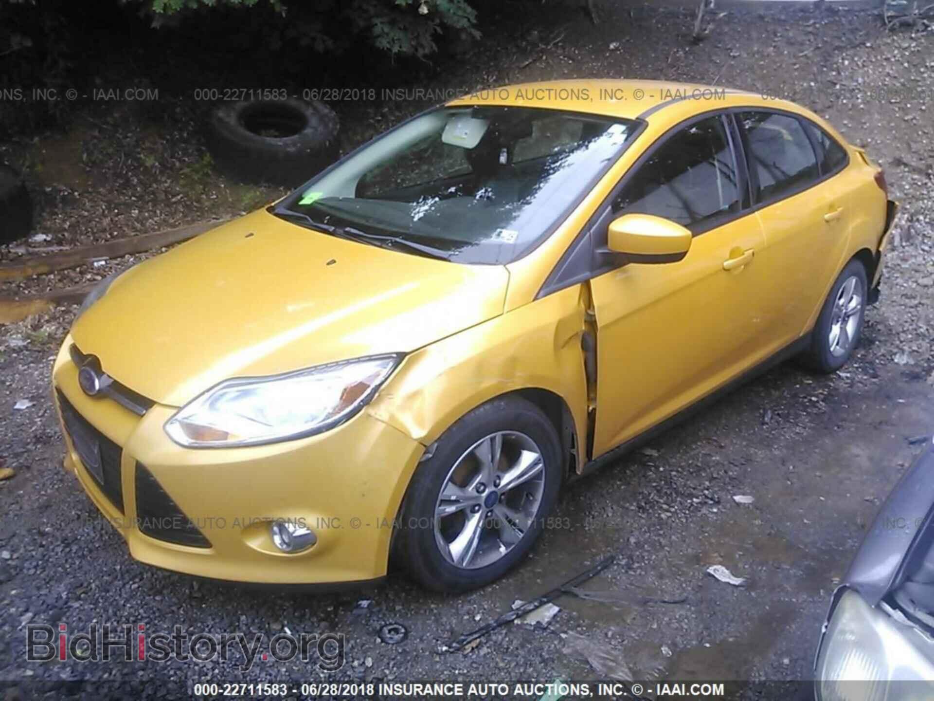 2012 Ford Focus - VIN: 1FAHP3F22CL378287 - Фото 2