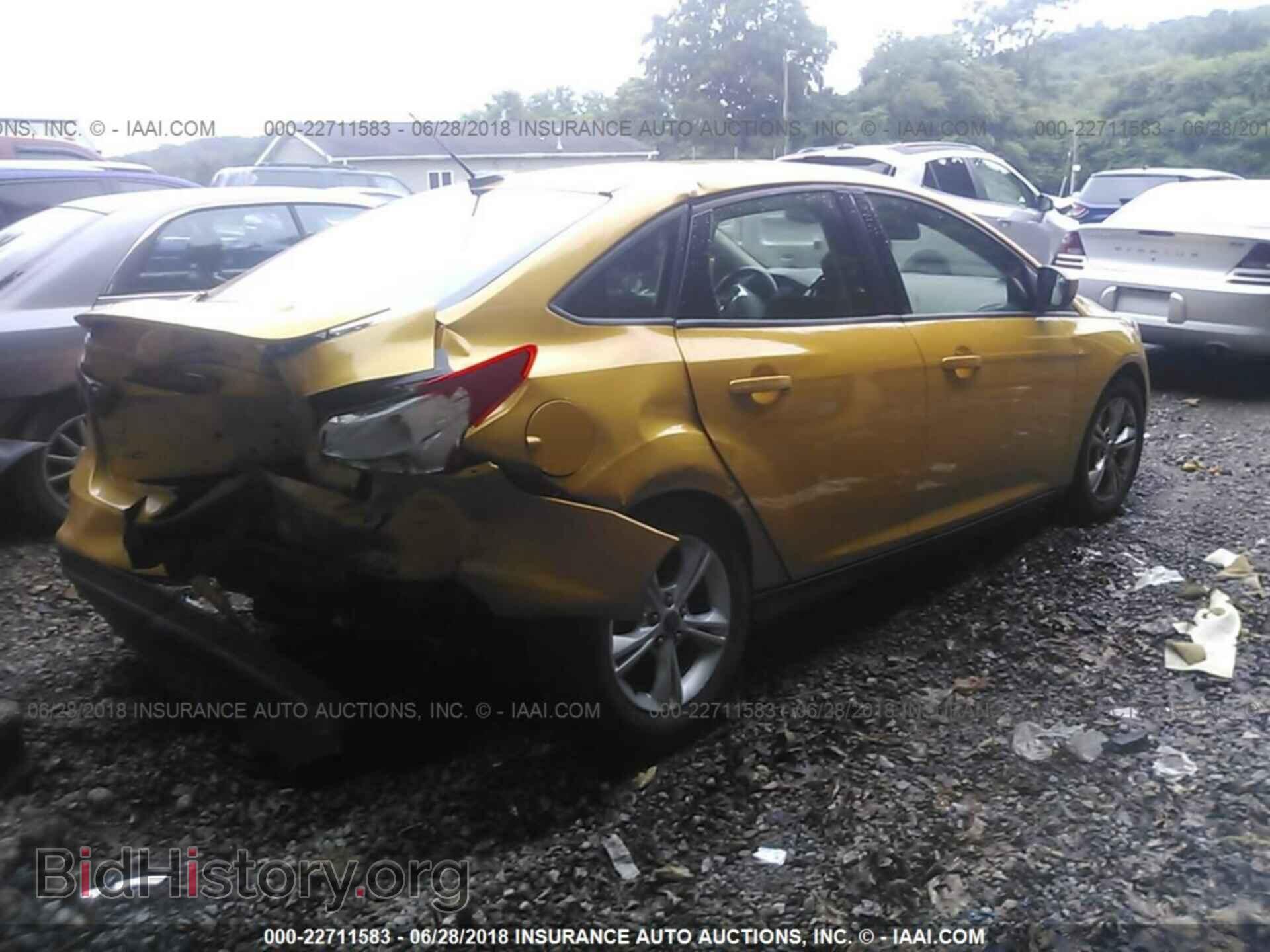 2012 Ford Focus - VIN: 1FAHP3F22CL378287 - Фото 4
