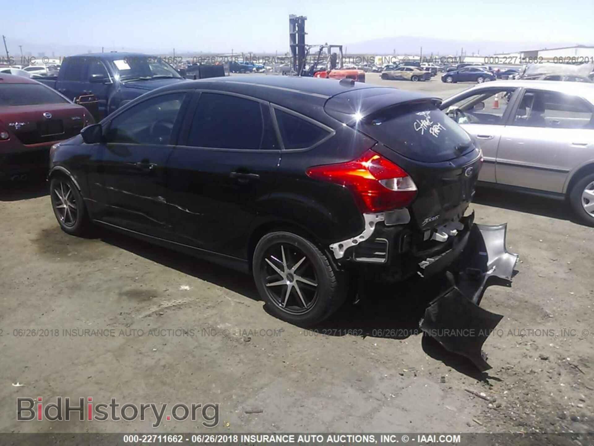 2014 Ford Focus - VIN: 1FADP3K26EL391437 - Фото 3