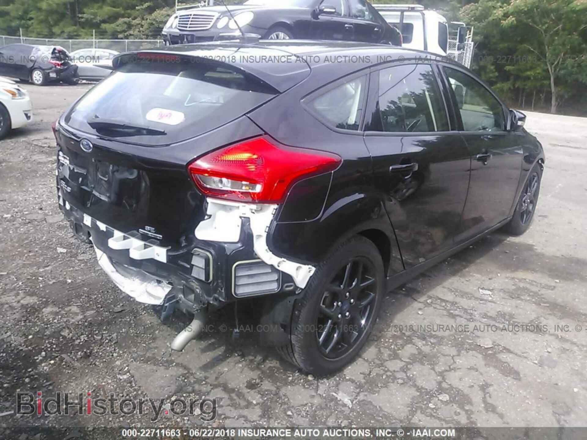 2016 Ford Focus - VIN: 1FADP3K29GL311406 - Фото 4