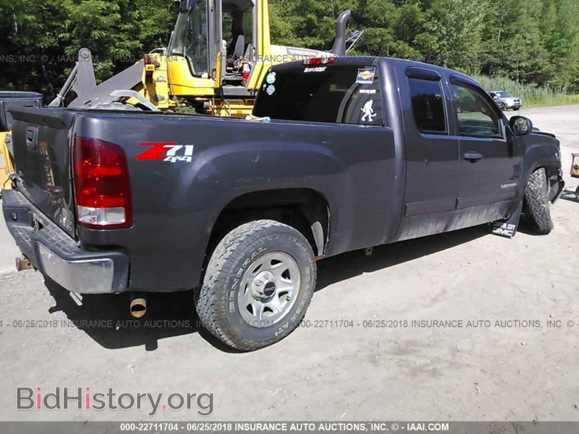 2011 GMC SIERRA - VIN: 1GTR2VE35BZ131103 - Фото 4