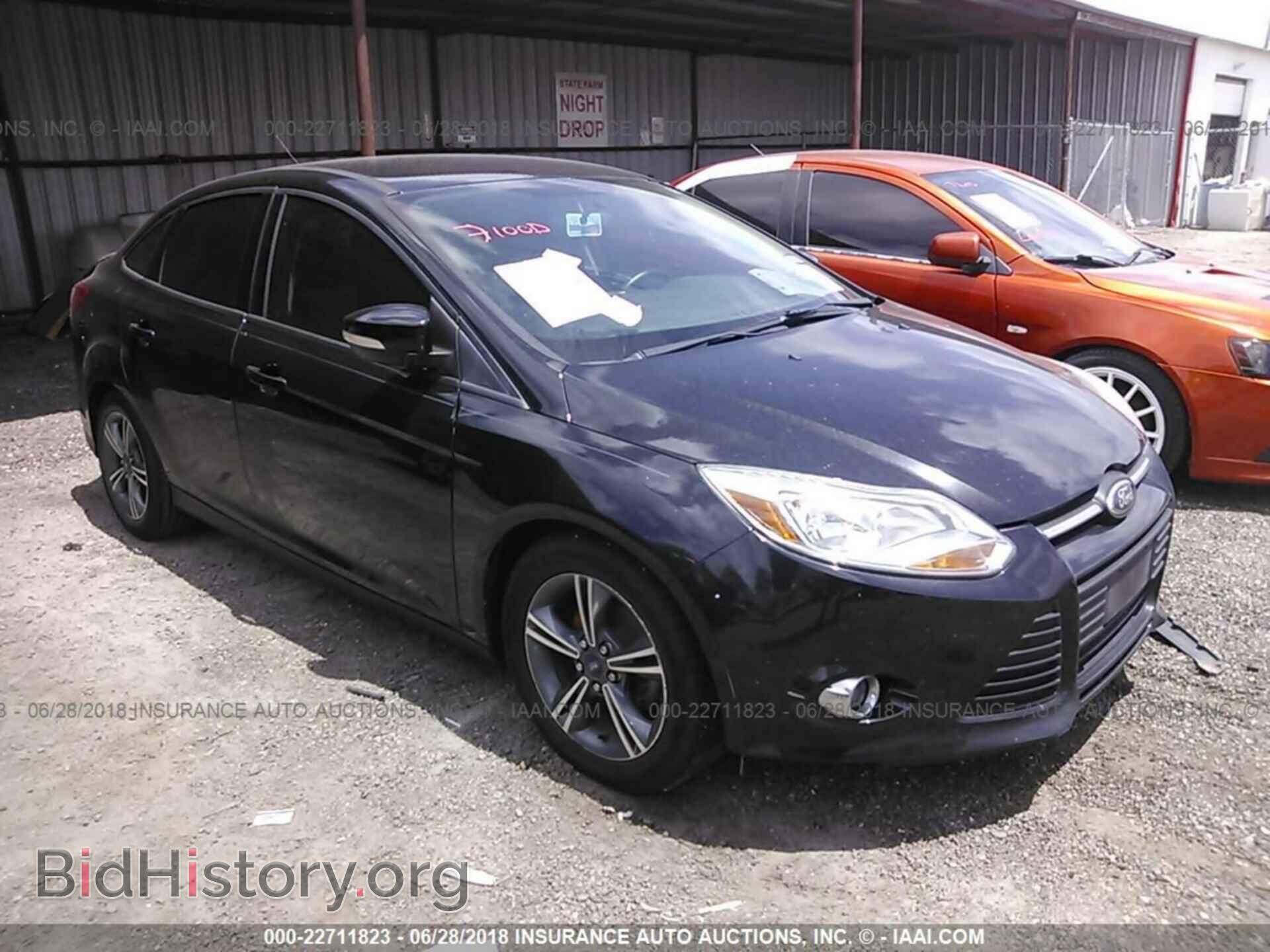 Фотография 1FADP3F22EL241321 - Ford Focus 2014