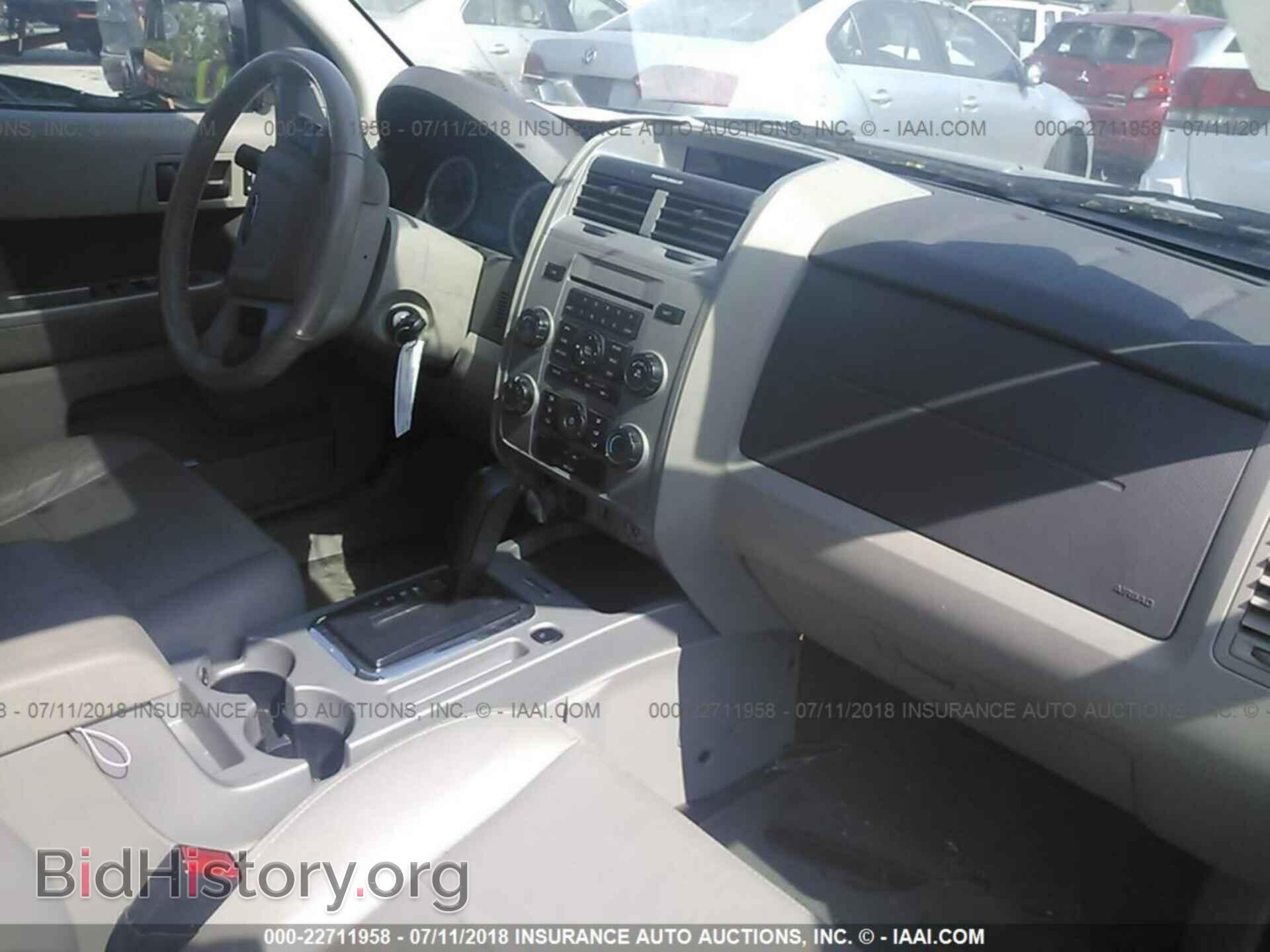 2012 Ford Escape - VIN: 1FMCU9D79CKA54608 - Photo 5