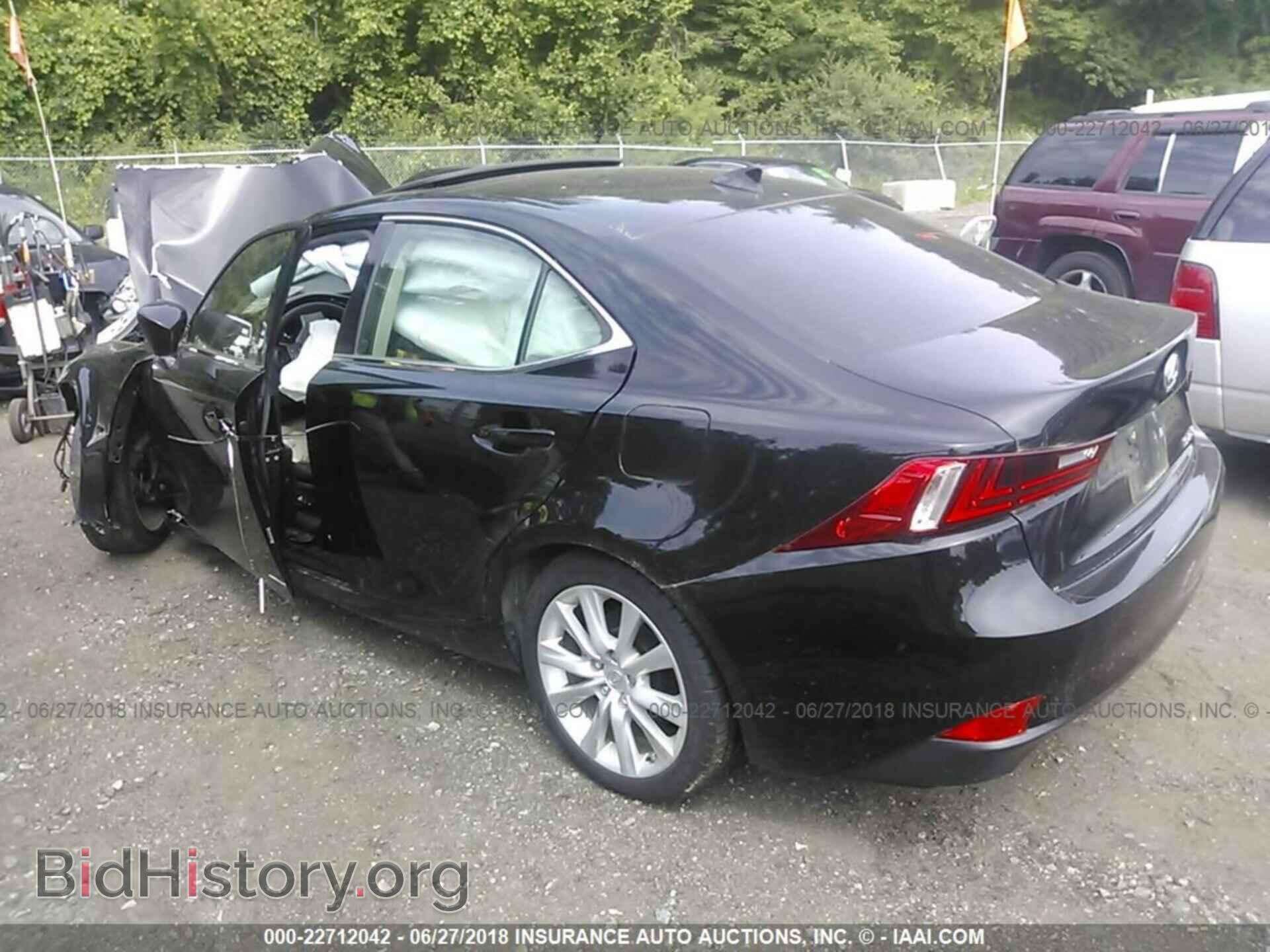 2014 Lexus Is - VIN: JTHBF1D28E5042580 - Photo 3