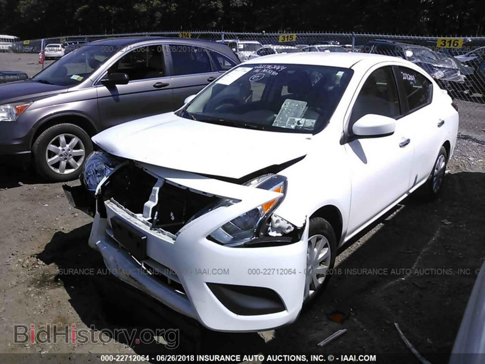 2016 Nissan Versa - VIN: 3N1CN7AP7GL835838 - Фото 2