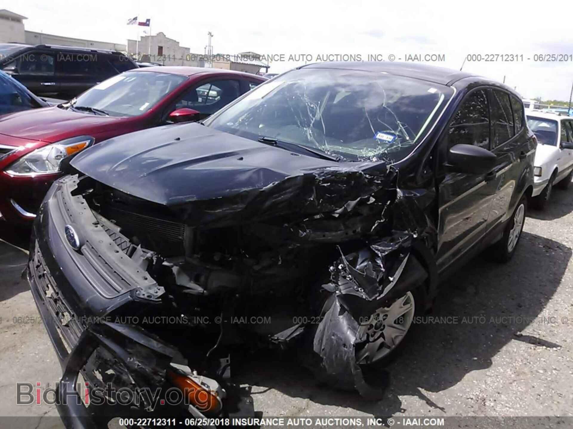 2014 Ford Escape - VIN: 1FMCU0F79EUB15214 - Photo 2