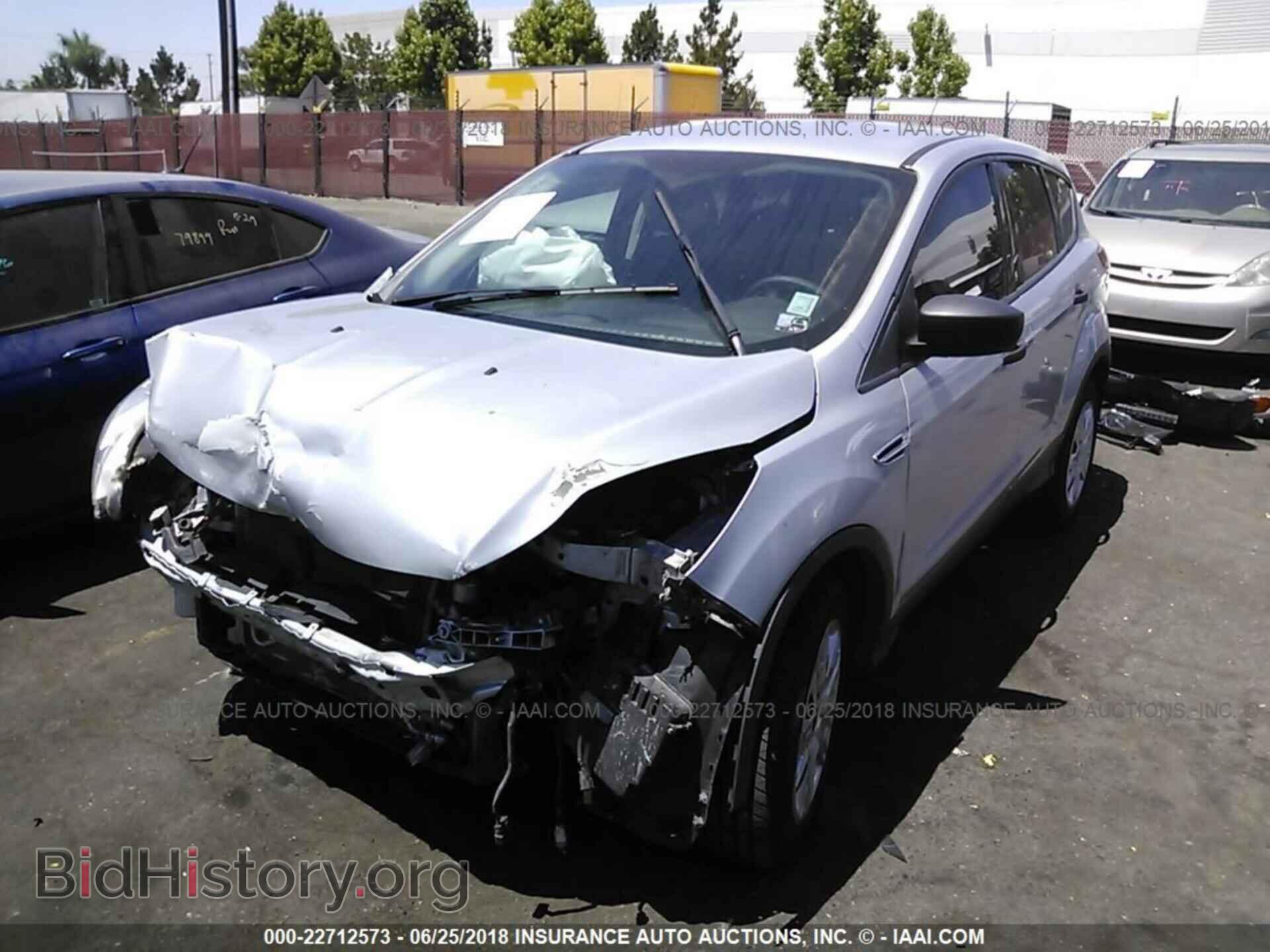 2013 Ford Escape - VIN: 1FMCU0F76DUB64496 - Photo 2