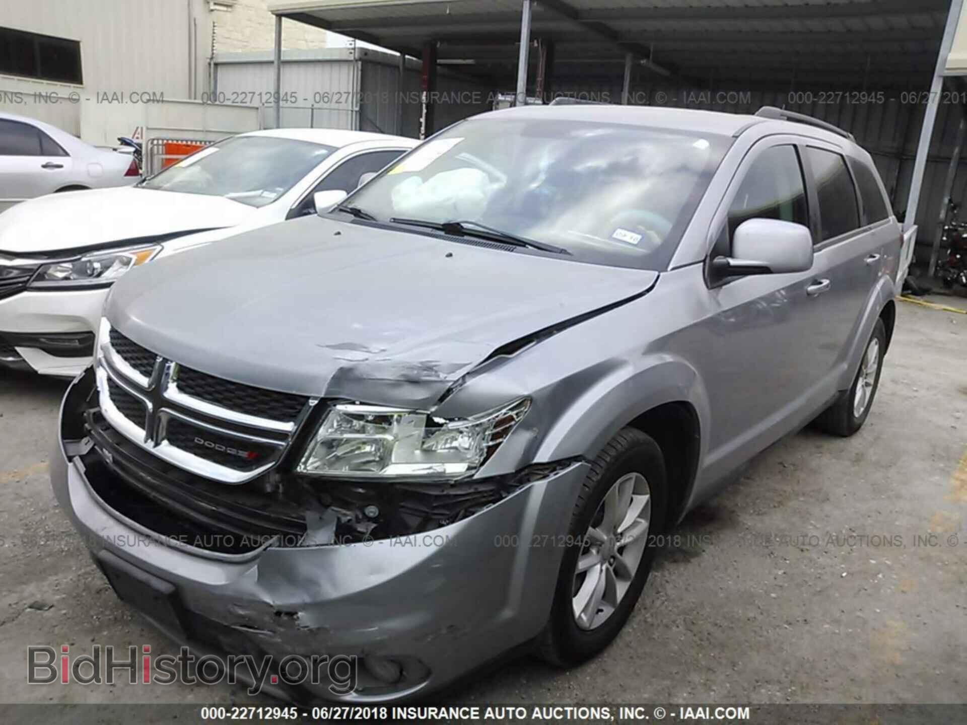 2015 Dodge Journey - VIN: 3C4PDCBBXFT737897 - Photo 2