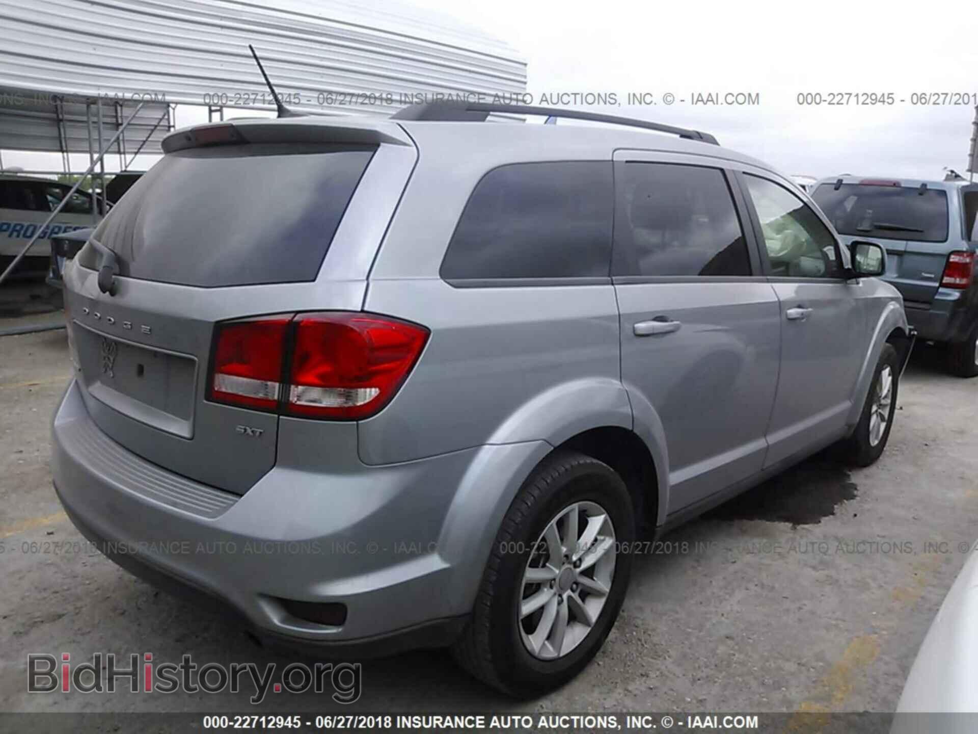 2015 Dodge Journey - VIN: 3C4PDCBBXFT737897 - Photo 4
