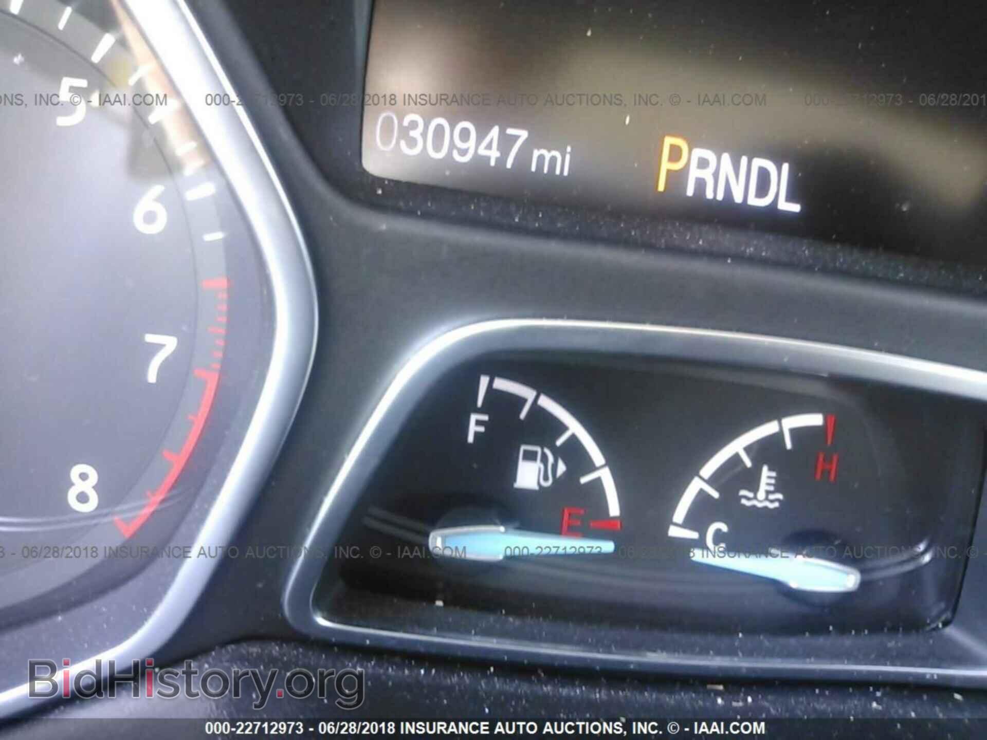 2016 Ford Focus - VIN: 1FADP3K29GL384548 - Photo 7