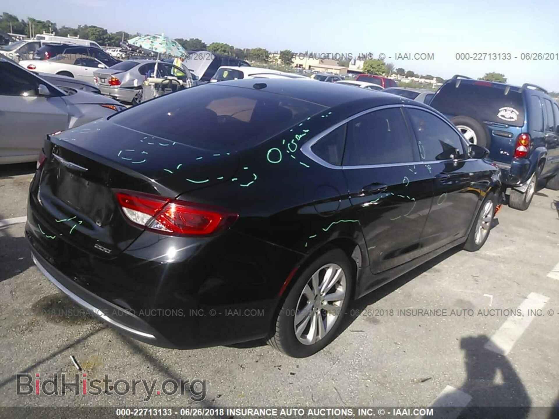 2015 Chrysler 200 - VIN: 1C3CCCAB5FN536559 - Photo 4