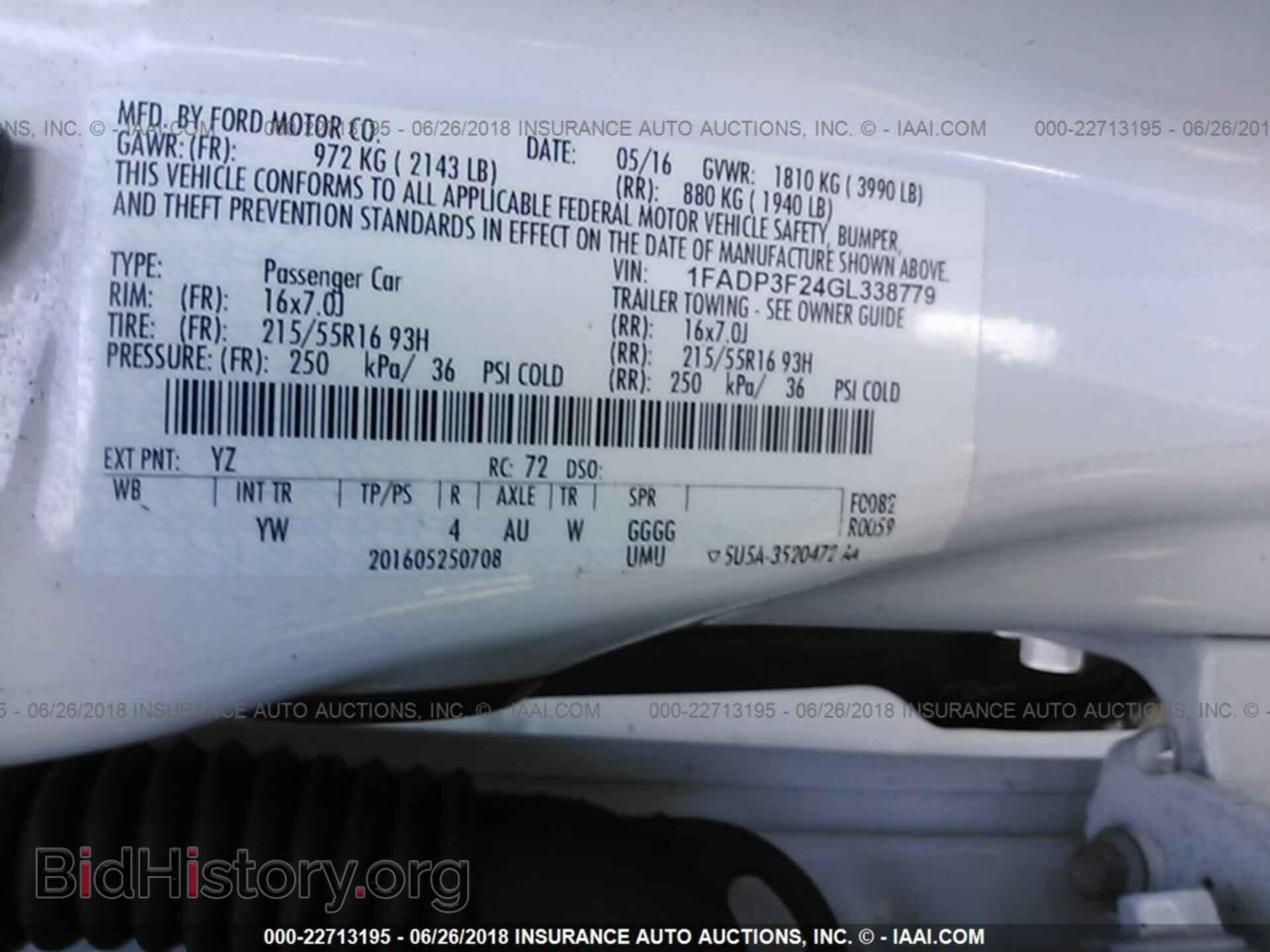2016 Ford Focus - VIN: 1FADP3F24GL338779 - Photo 9