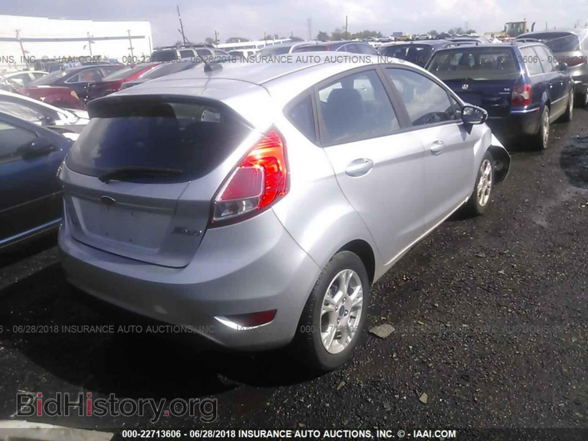 2015 Ford Fiesta - VIN: 3FADP4EJXFM160176 - Фото 4