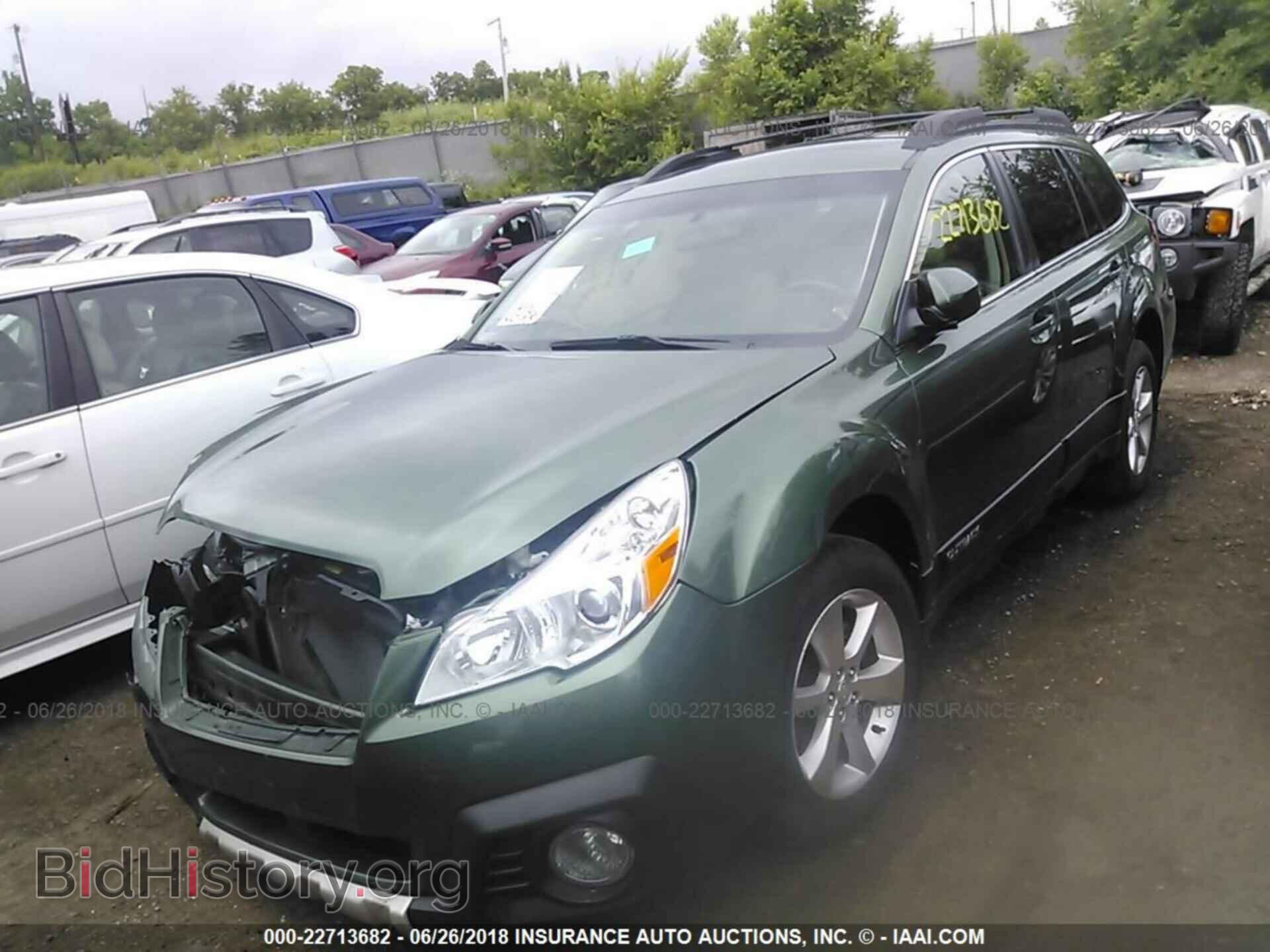 2014 Subaru Outback - VIN: 4S4BRCMC6E3315889 - Фото 2