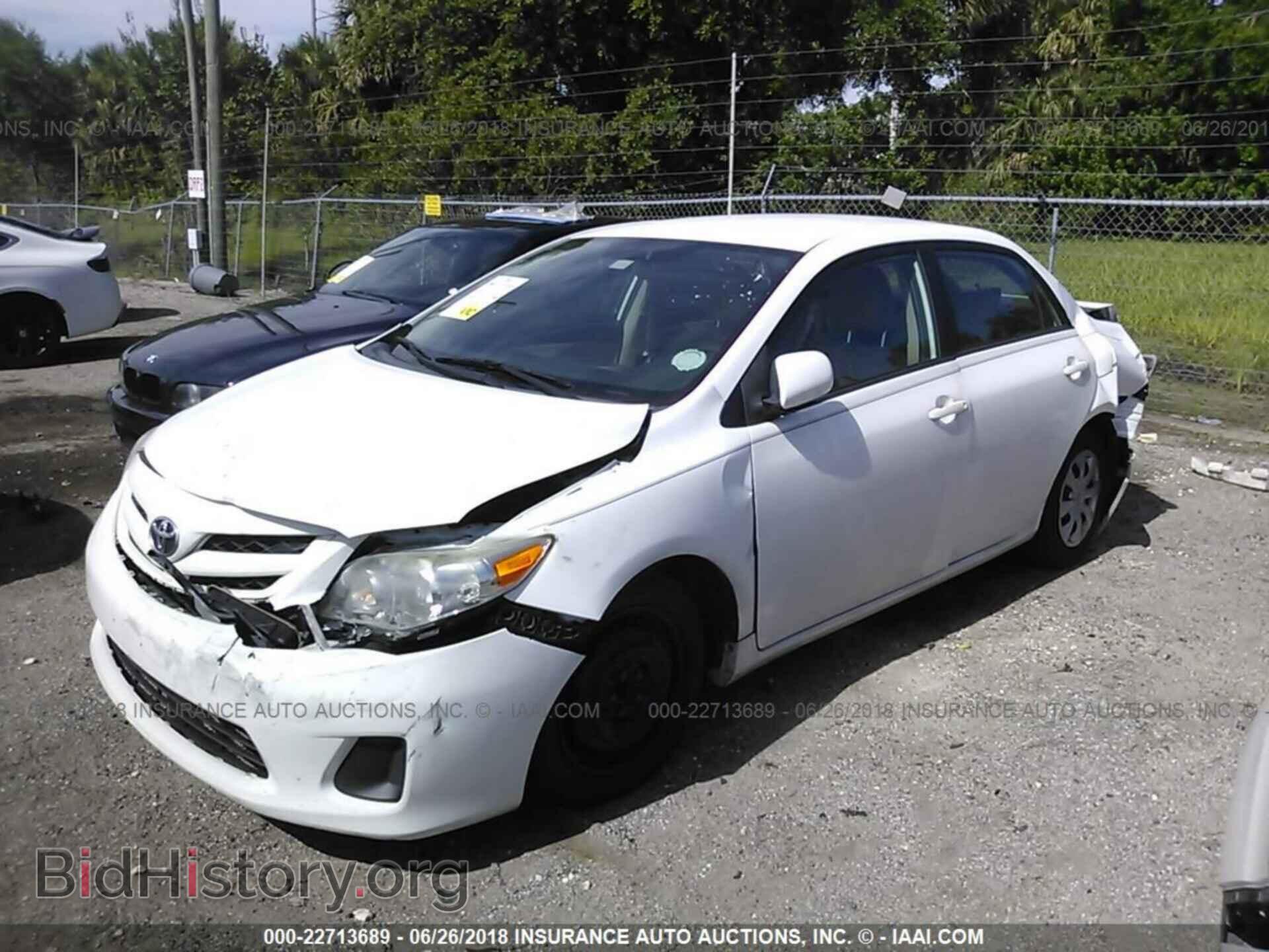 2011 Toyota Corolla - VIN: 2T1BU4EE5BC712781 - Фото 2